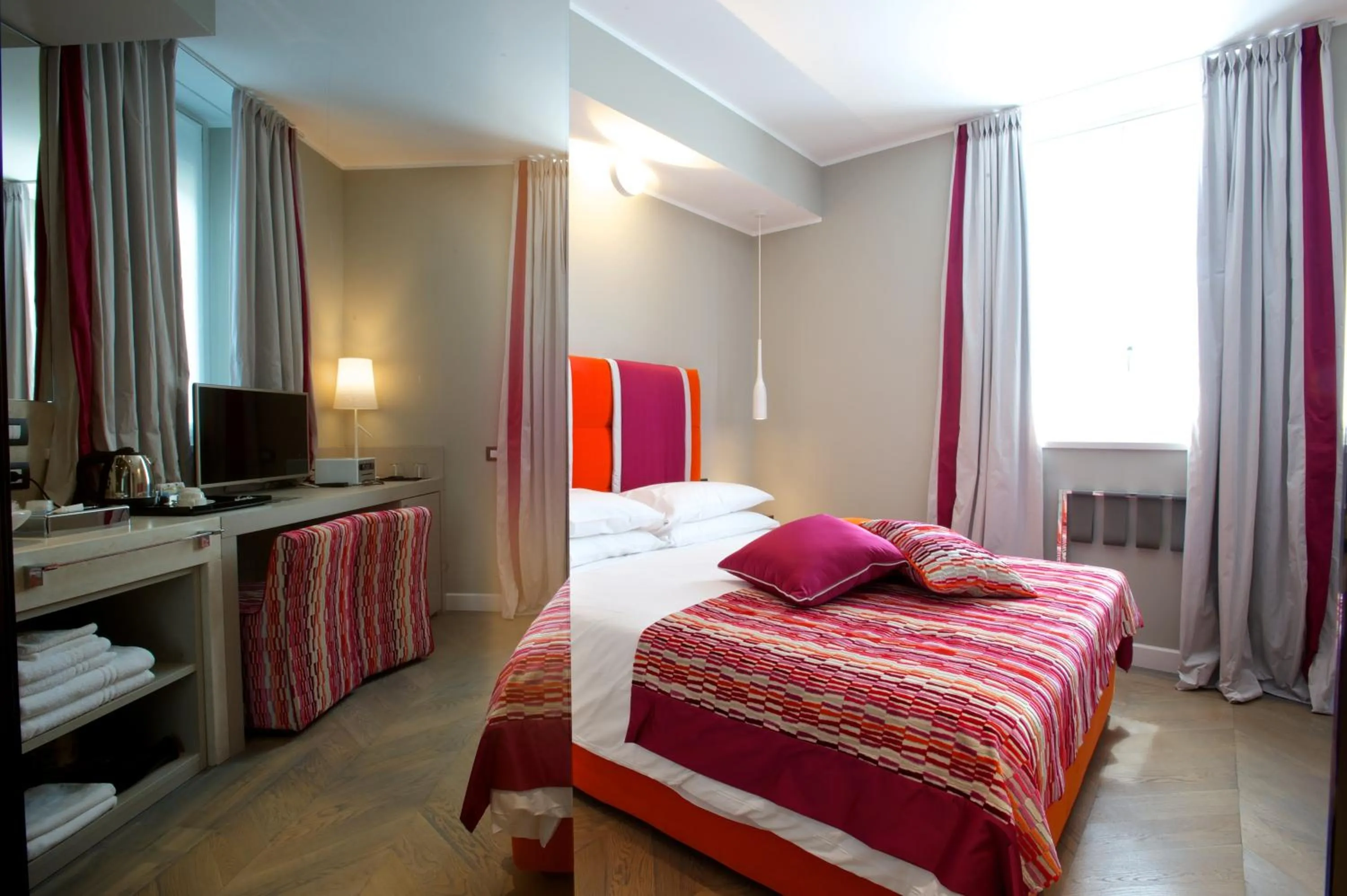 Photo of the whole room, Bed in Fuori Porta House