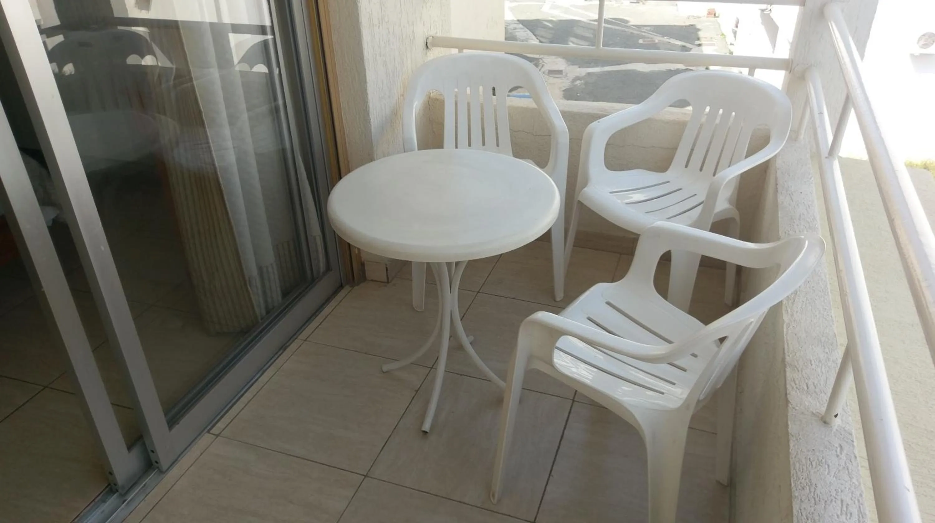 Balcony/Terrace in New York Plaza Hotel Apartments