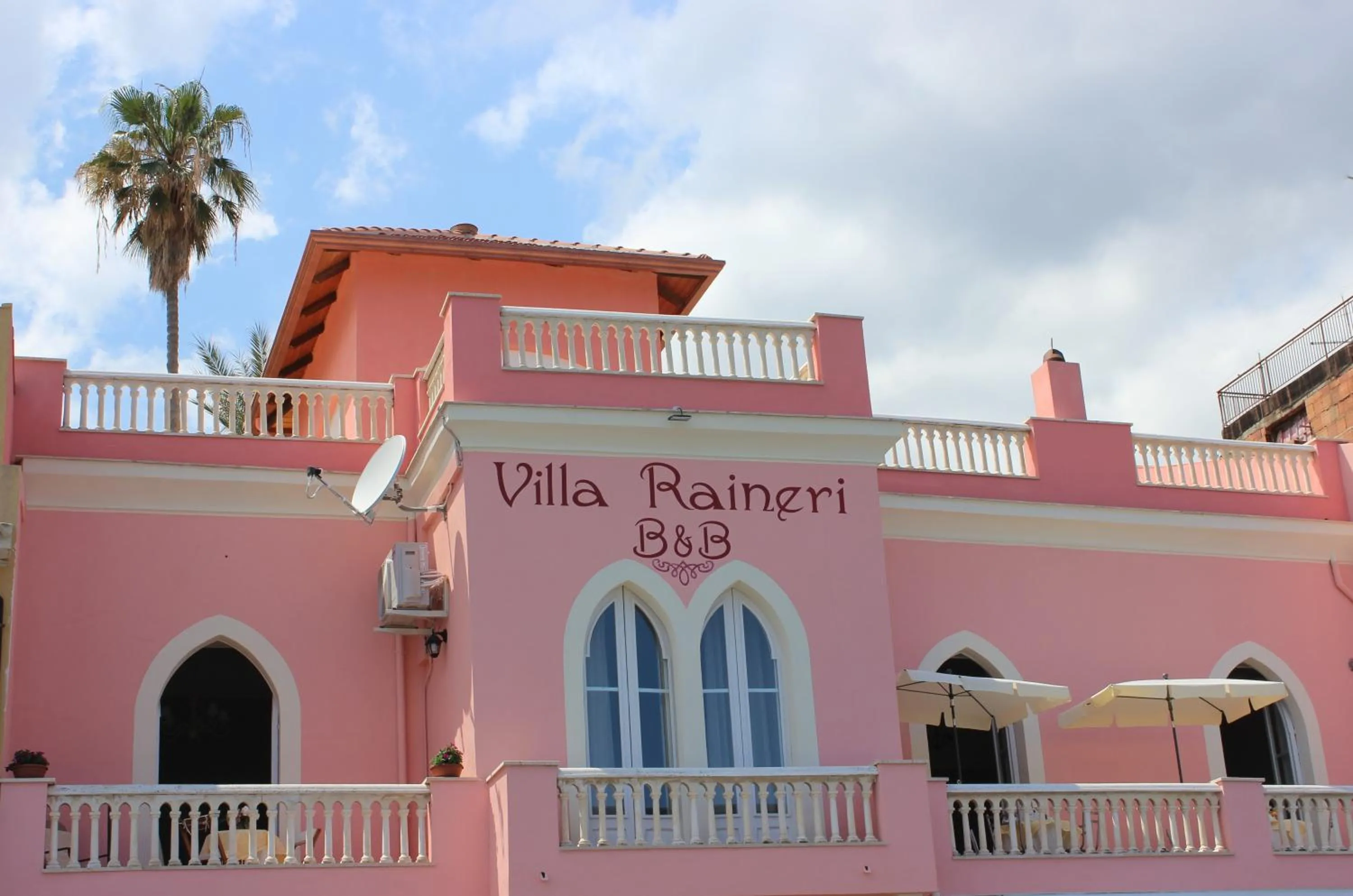 Property building in B&B Villa Raineri