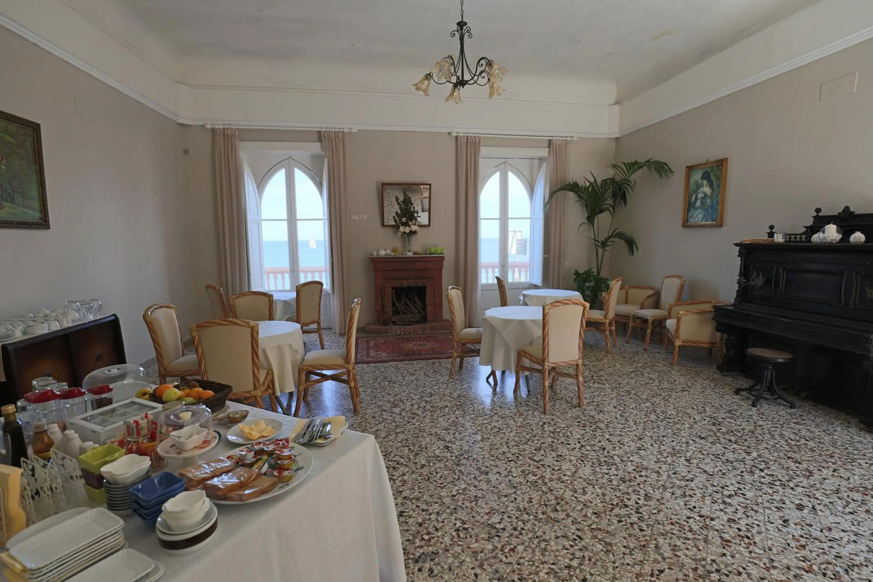 Seating area in B&B Villa Raineri
