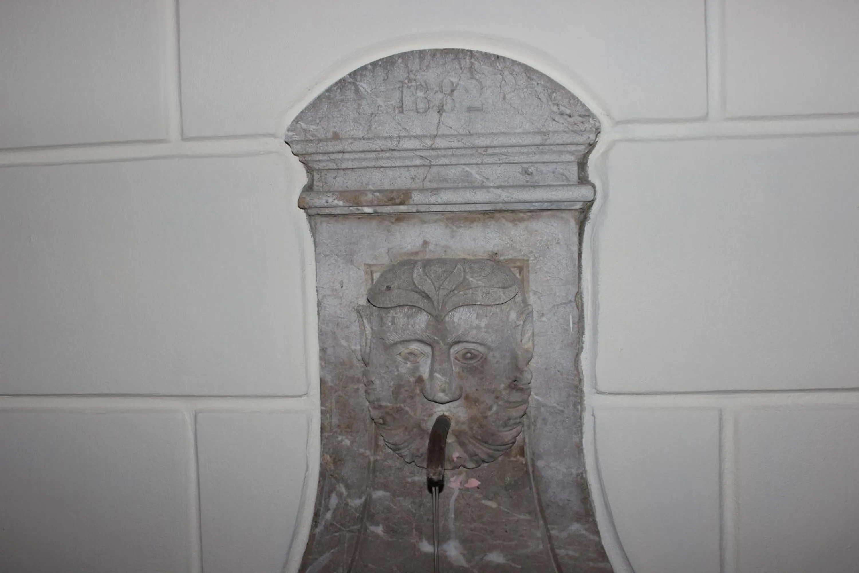Decorative detail in B&B Villa Raineri