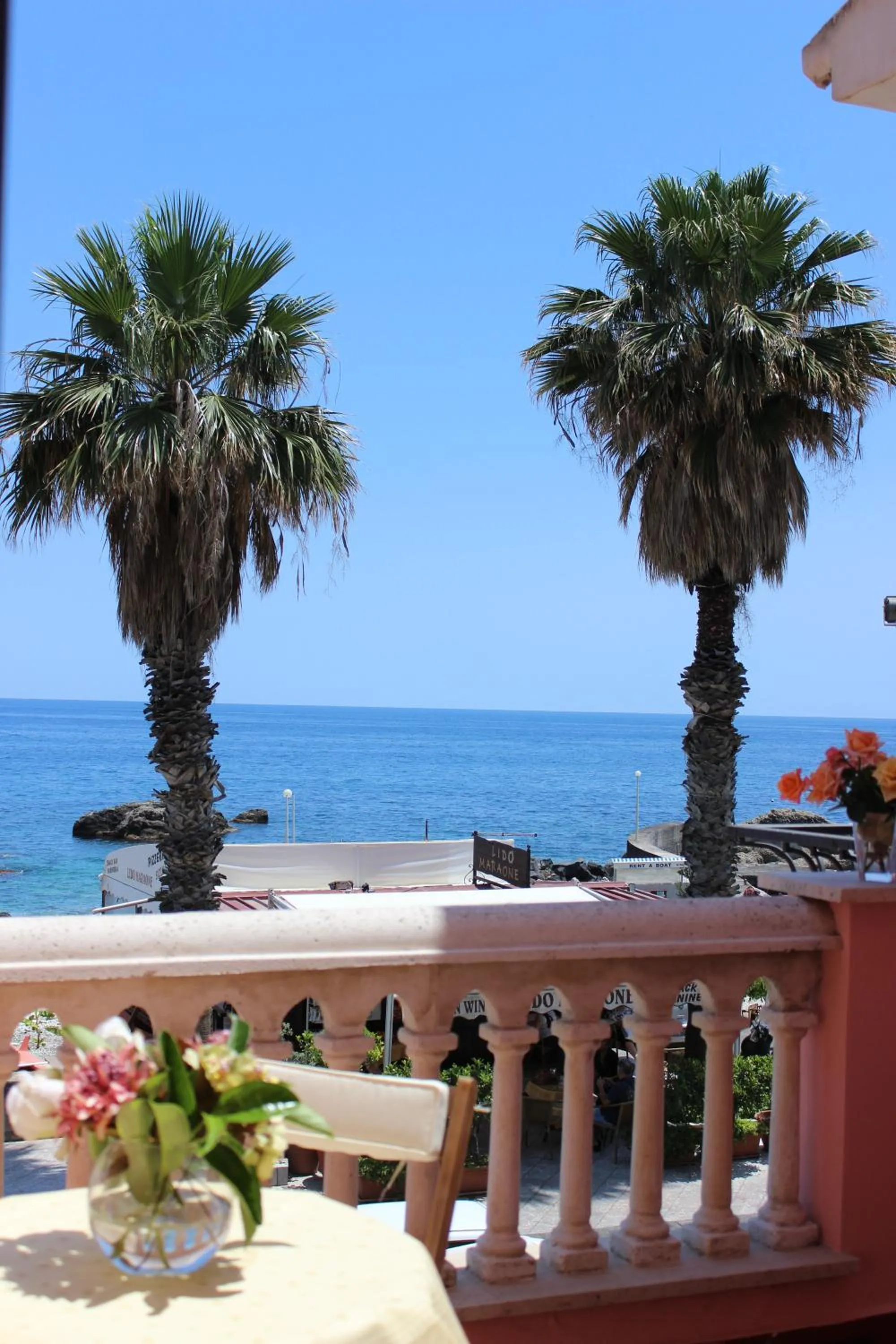 Sea view in B&B Villa Raineri