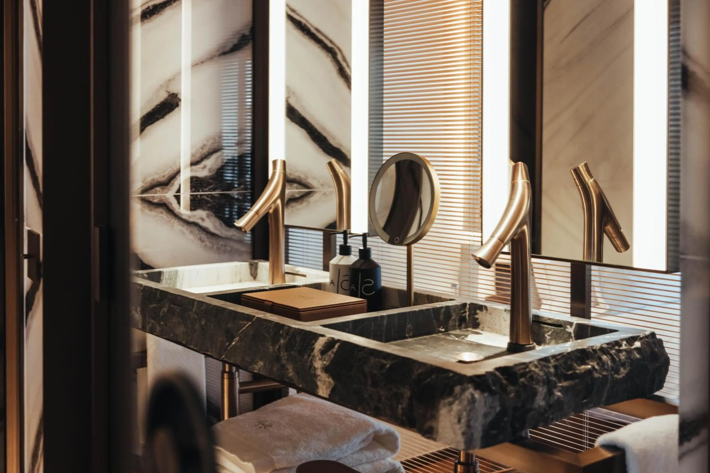 Bathroom in Hotel SAX Paris, LXR Hotels & Resorts