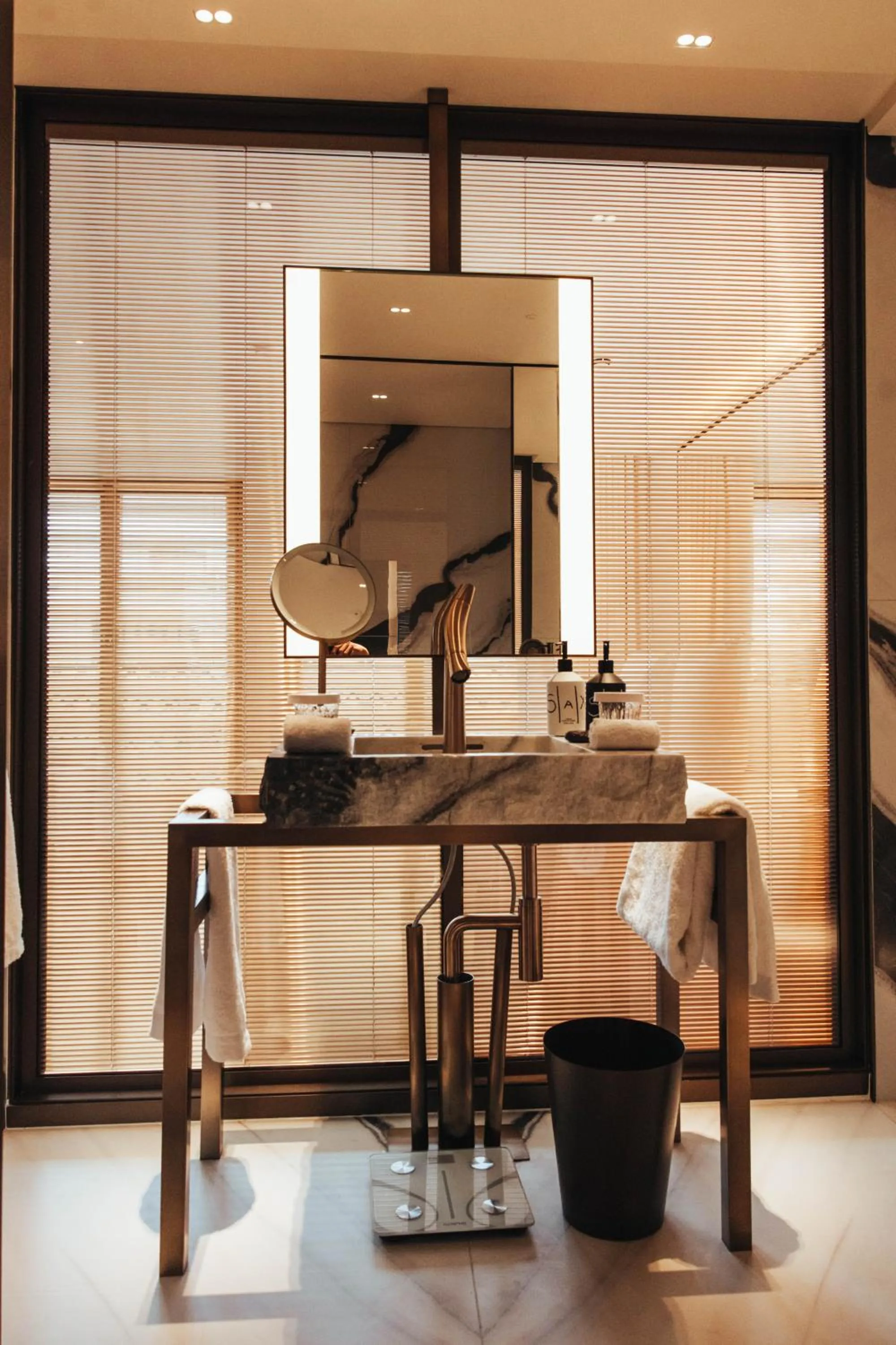 Bathroom in Hotel SAX Paris, LXR Hotels & Resorts