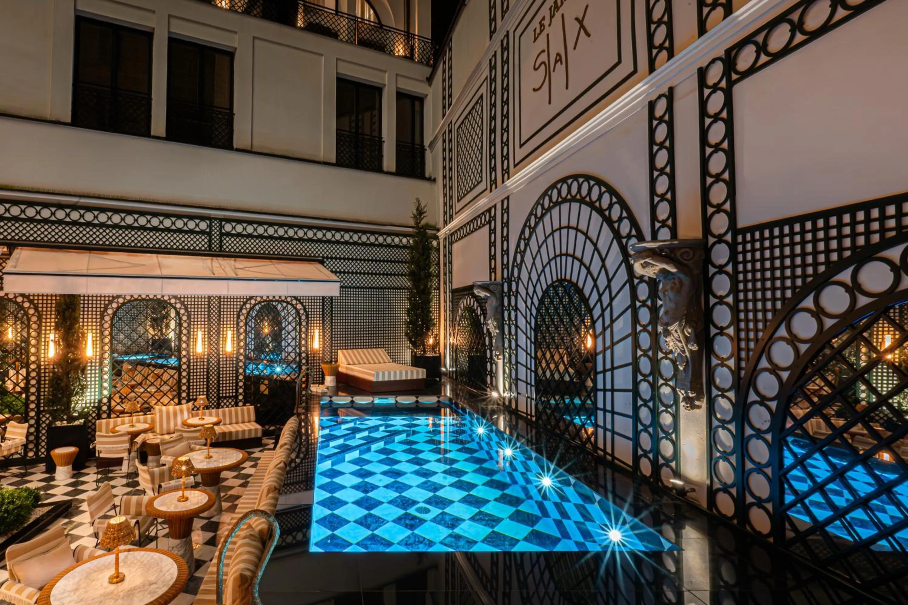 Garden in Hotel SAX Paris, LXR Hotels & Resorts