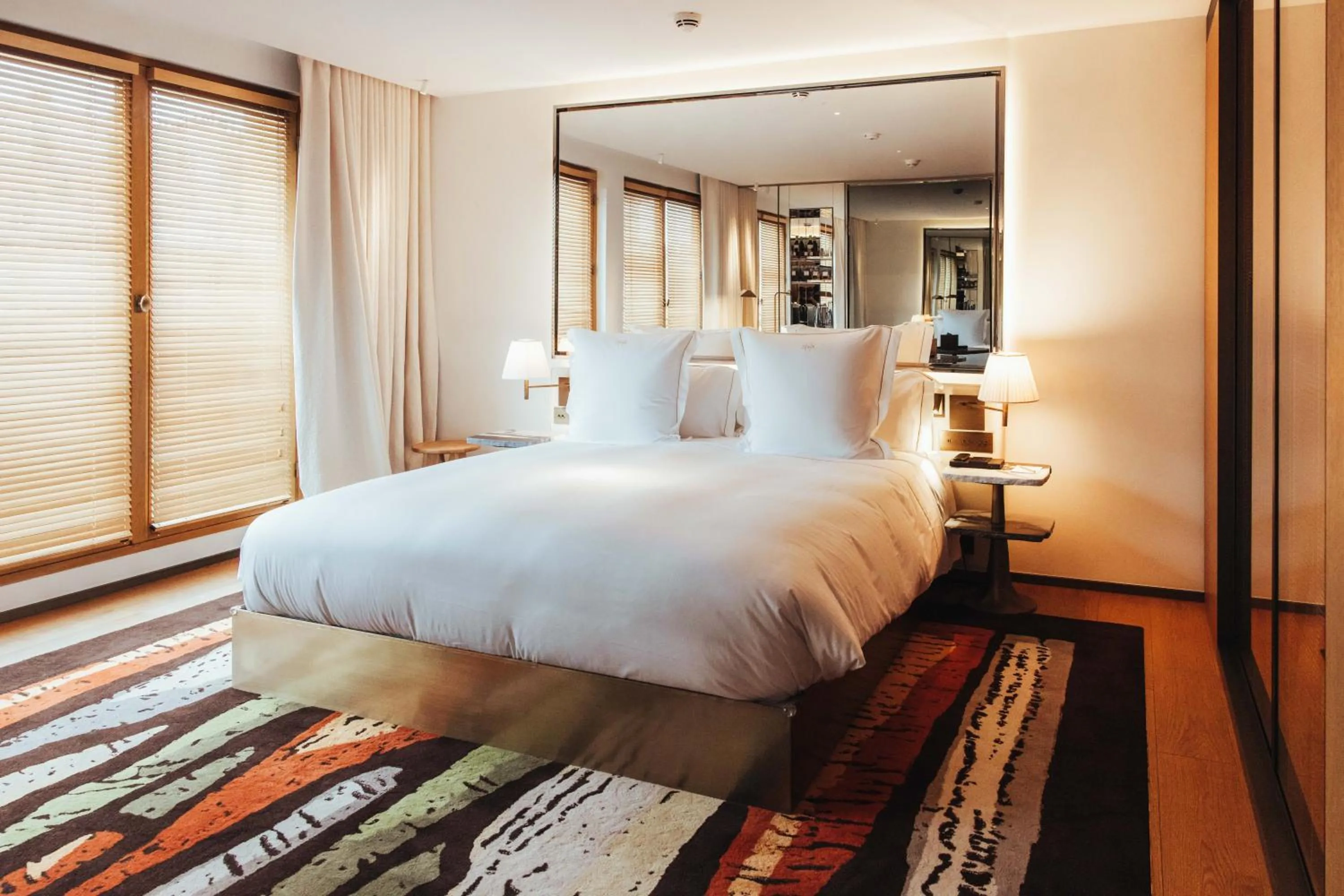 Bed in Hotel SAX Paris, LXR Hotels & Resorts