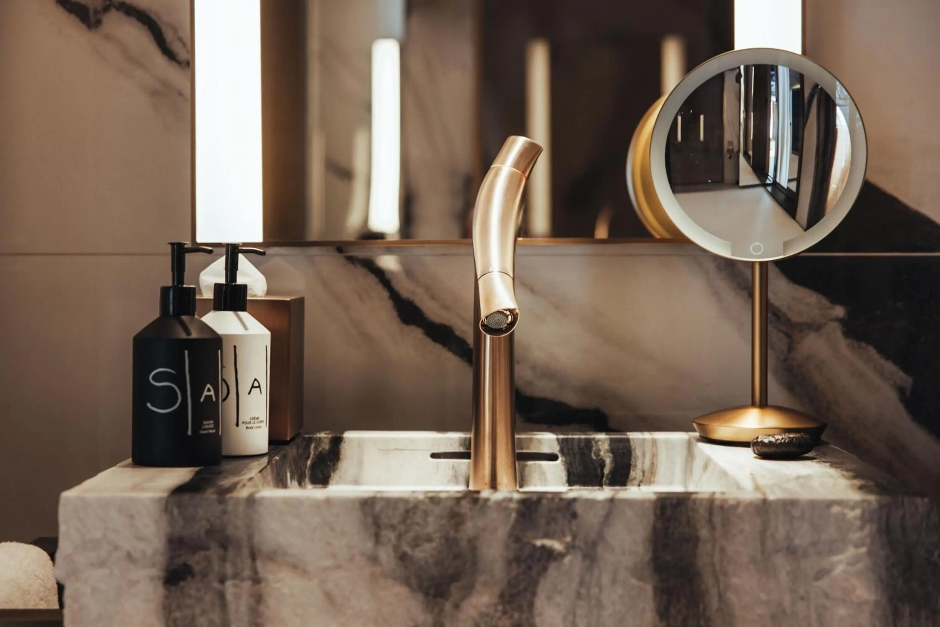 Bathroom in Hotel SAX Paris, LXR Hotels & Resorts