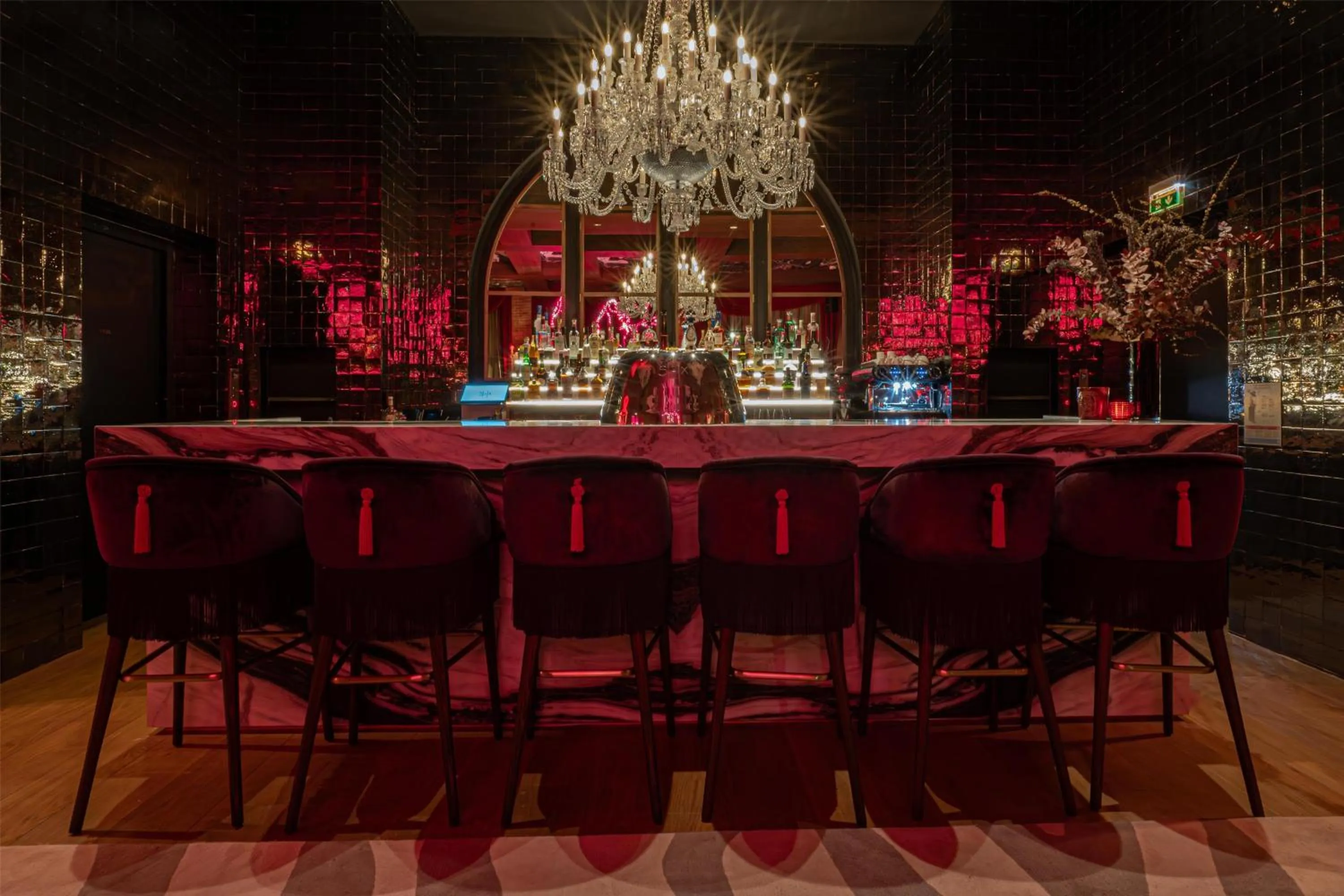 Restaurant/places to eat in Hotel SAX Paris, LXR Hotels & Resorts