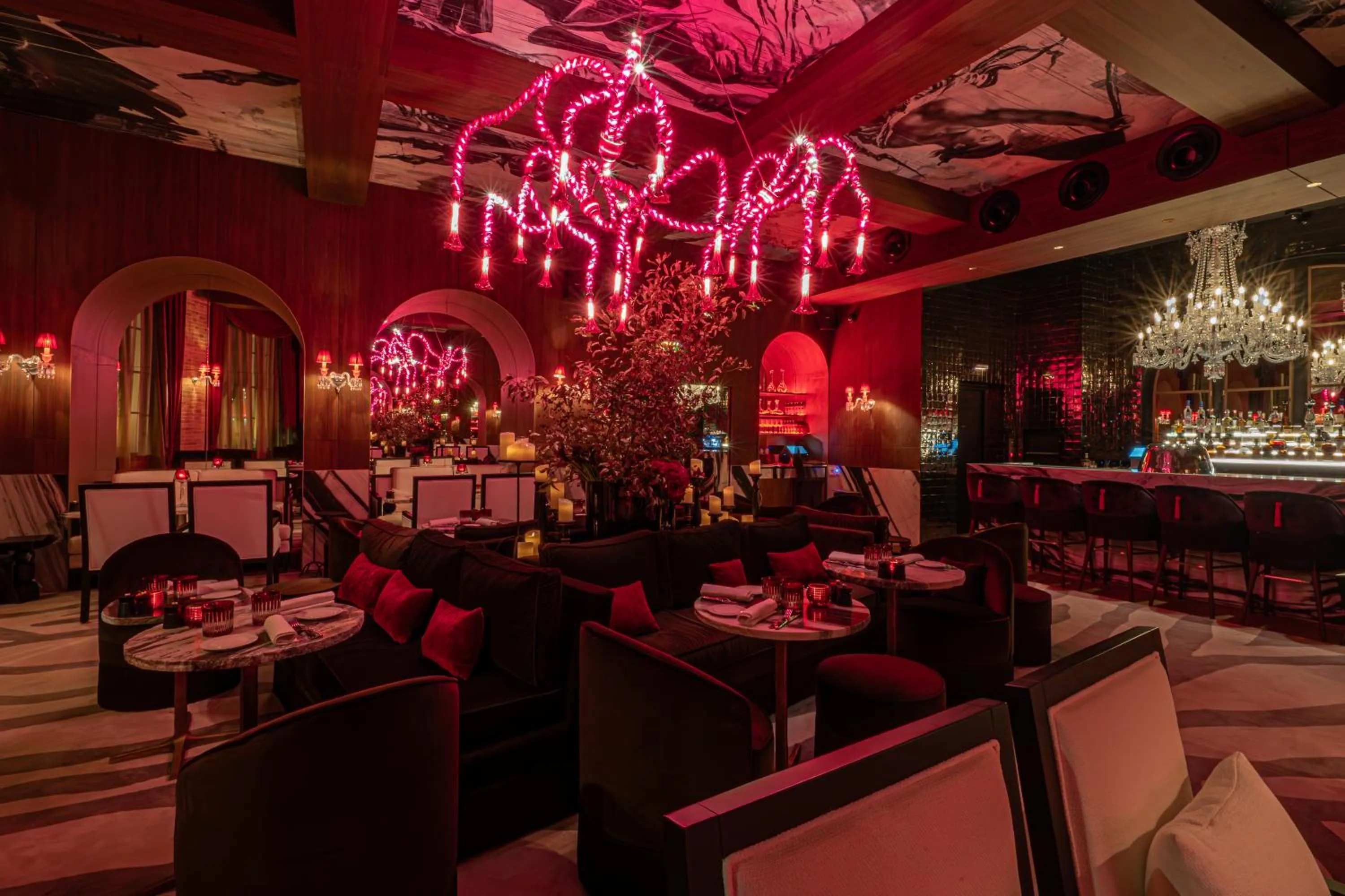 Restaurant/places to eat in Hotel SAX Paris, LXR Hotels & Resorts