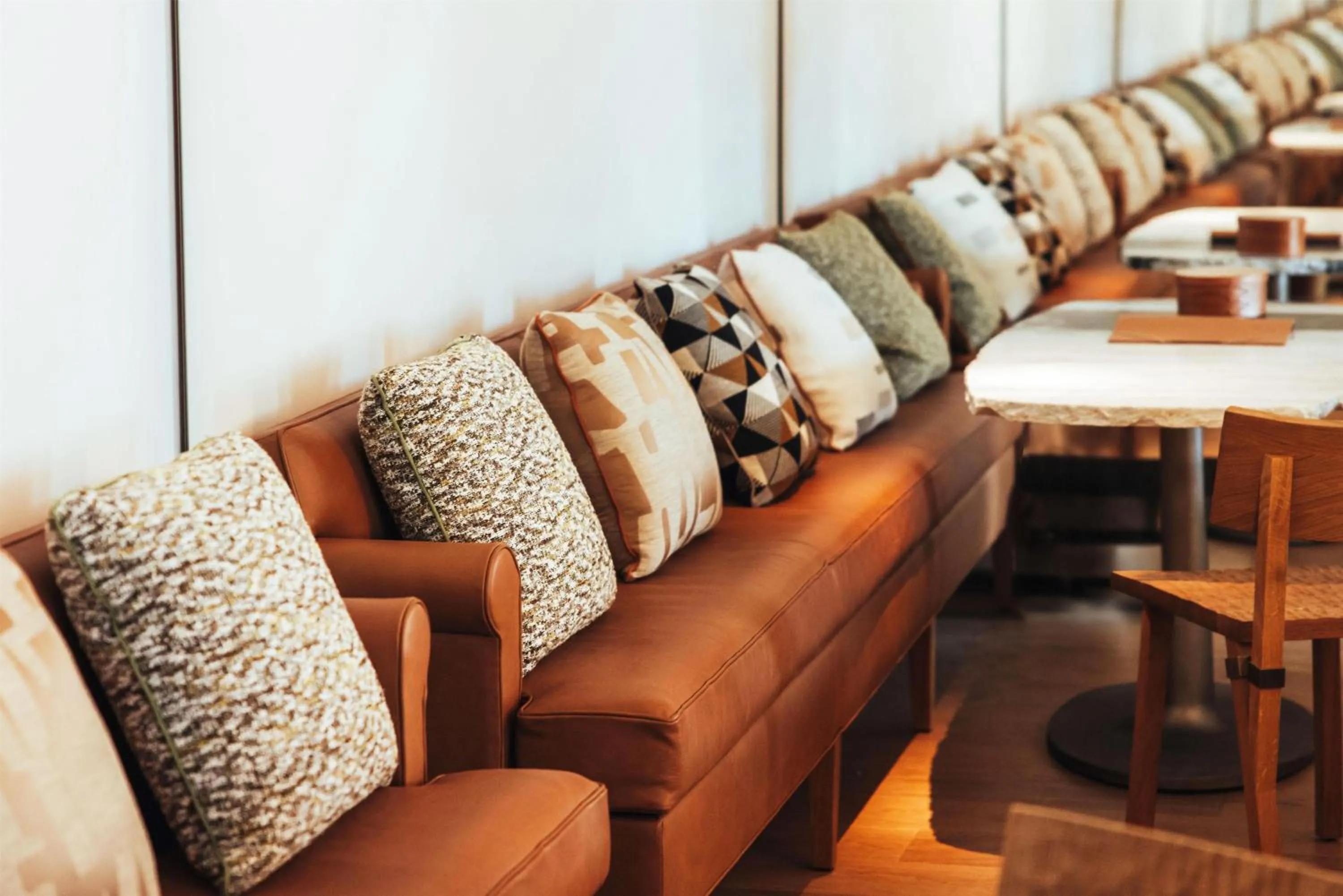 Living room in Hotel SAX Paris, LXR Hotels & Resorts