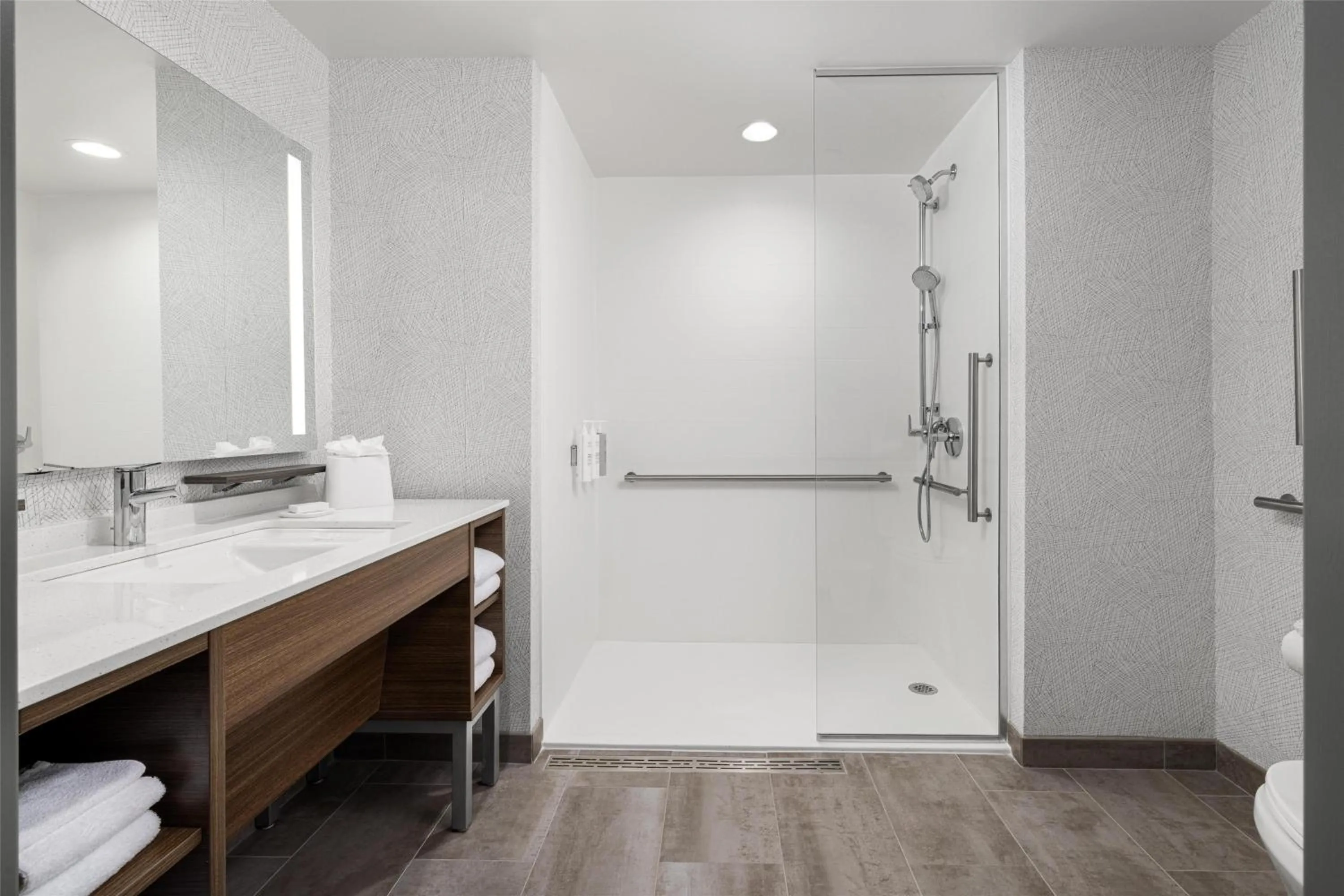 Bathroom in Home2 Suites By Hilton Dry Ridge