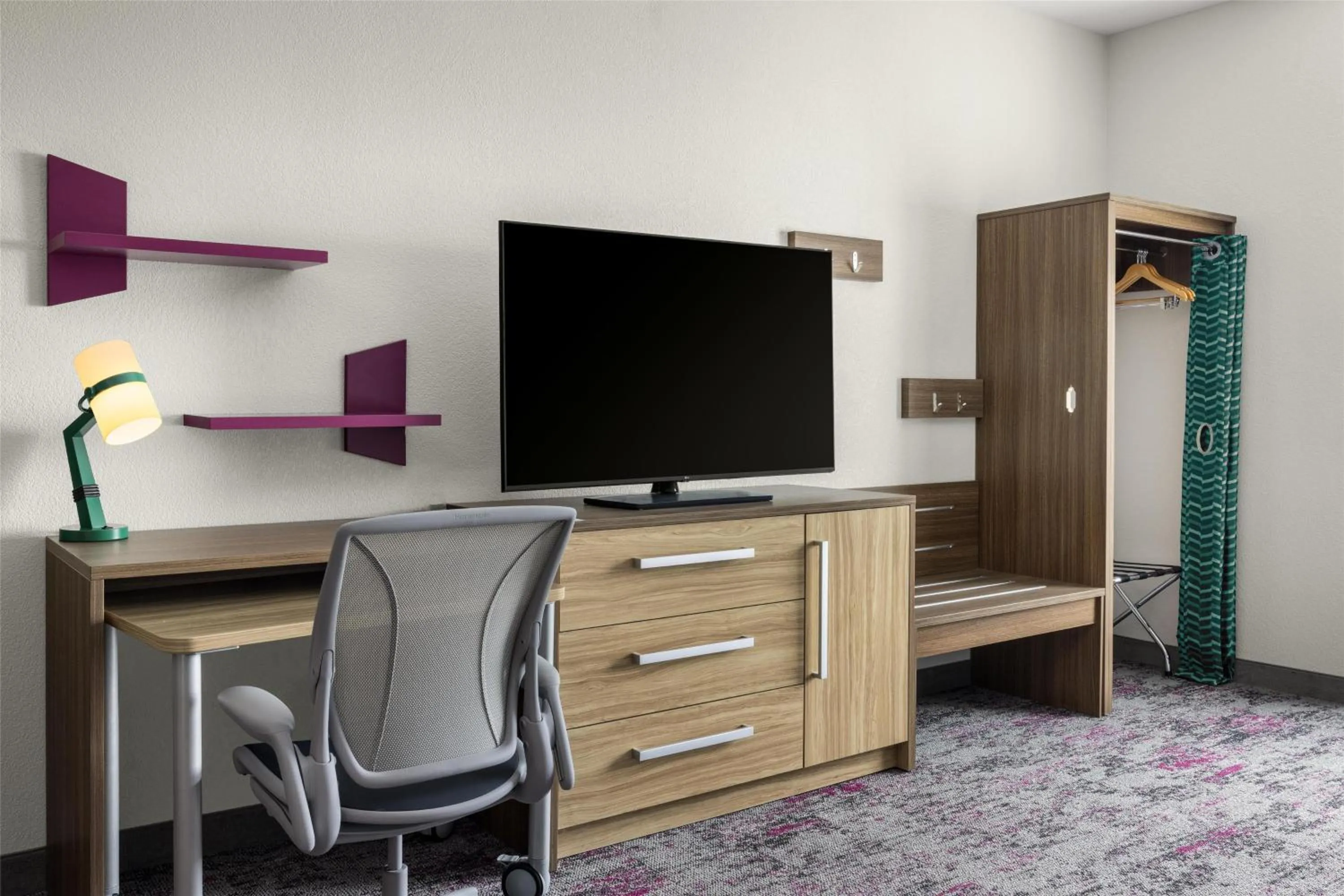 Bedroom in Home2 Suites By Hilton Dry Ridge