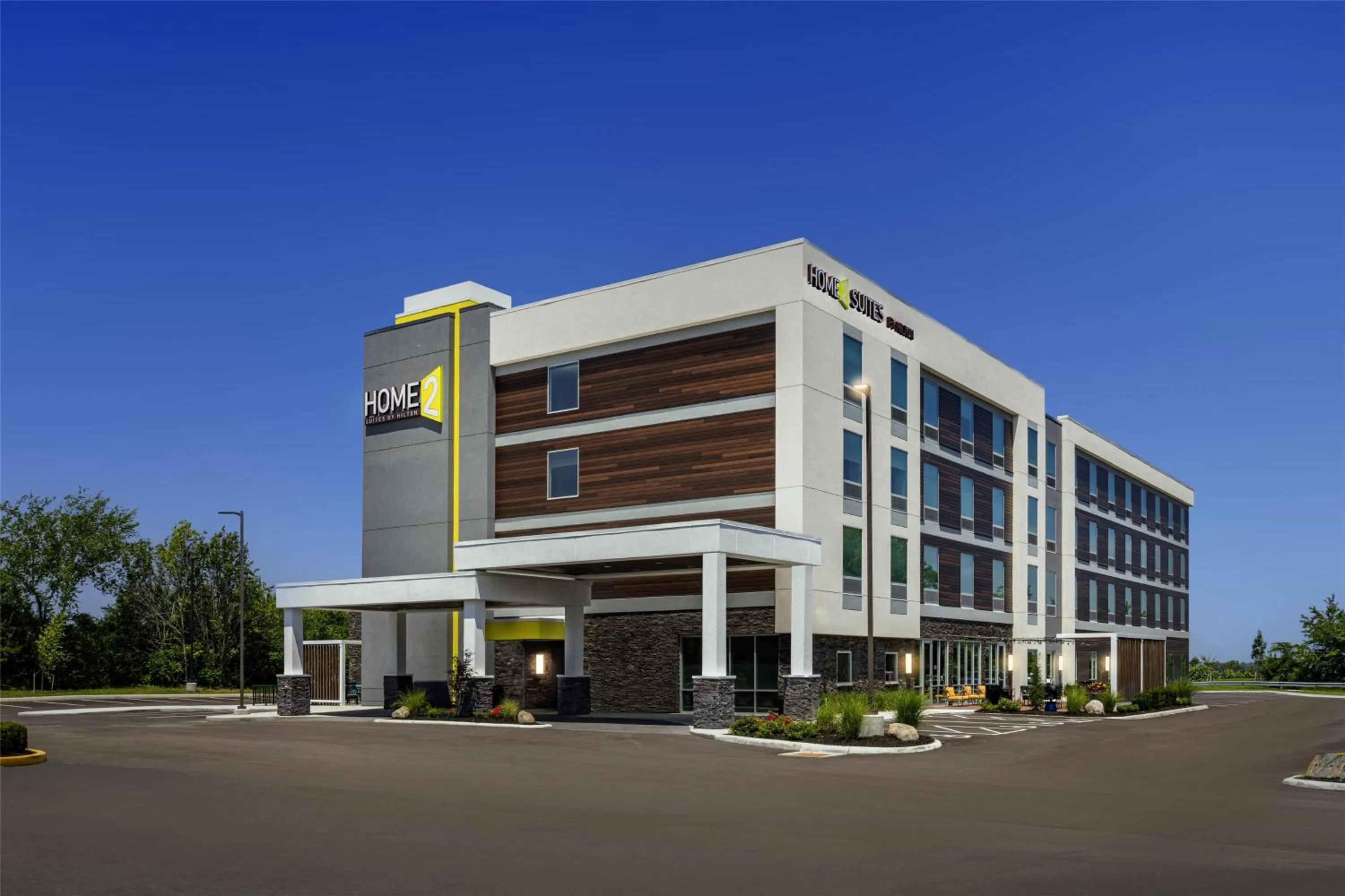 Property building in Home2 Suites By Hilton Dry Ridge