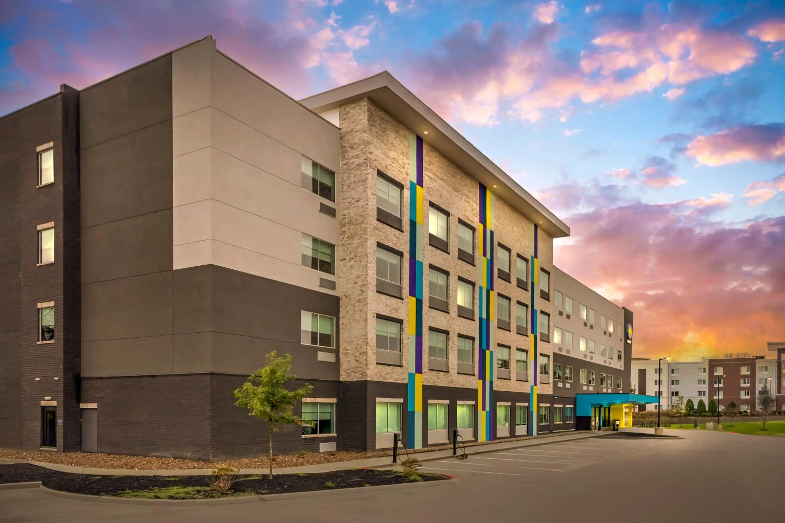 Property building in Tru By Hilton Goodlettsville Nashville