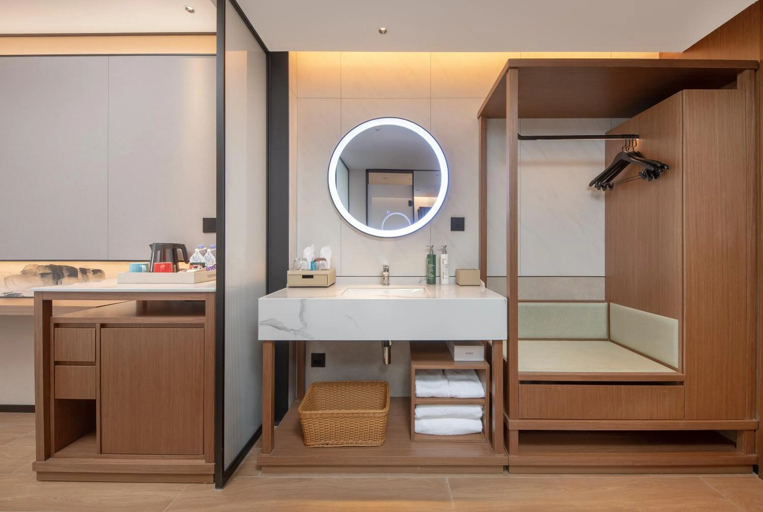 Mountain view in Hilton Garden Inn Zhangjiajie Wulingyuan