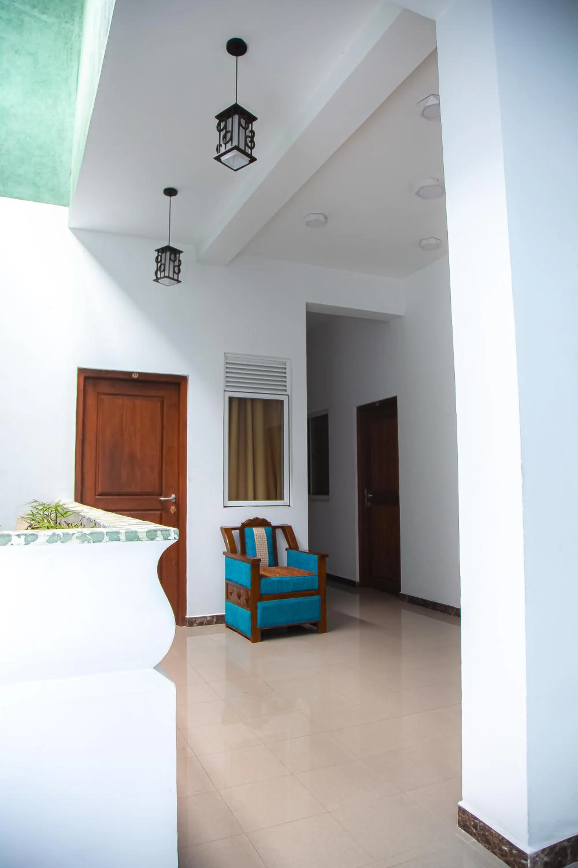 Seating area, Bed in Hotel Silver Horse Dambulla
