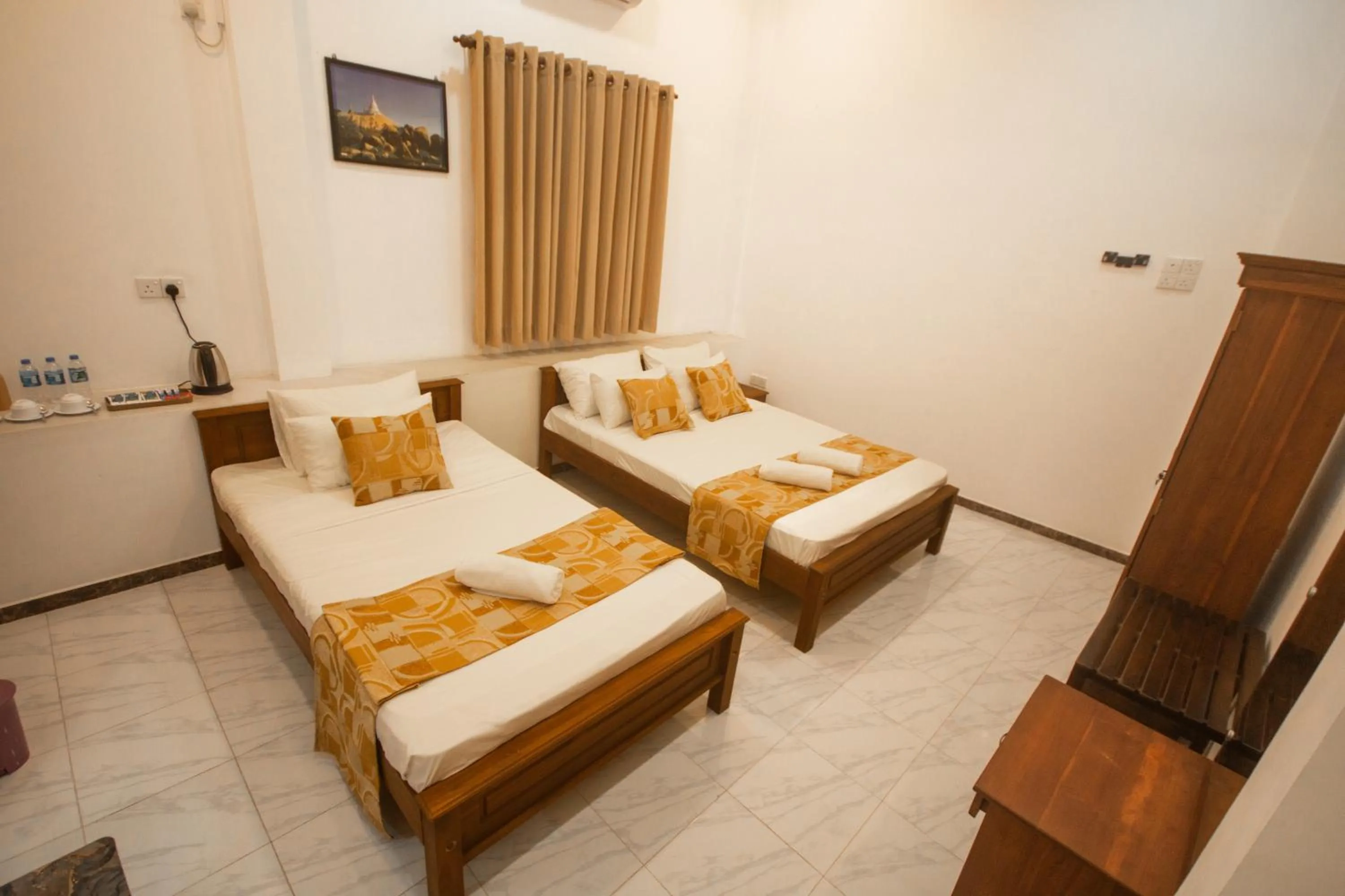 Bed in Hotel Silver Horse Dambulla