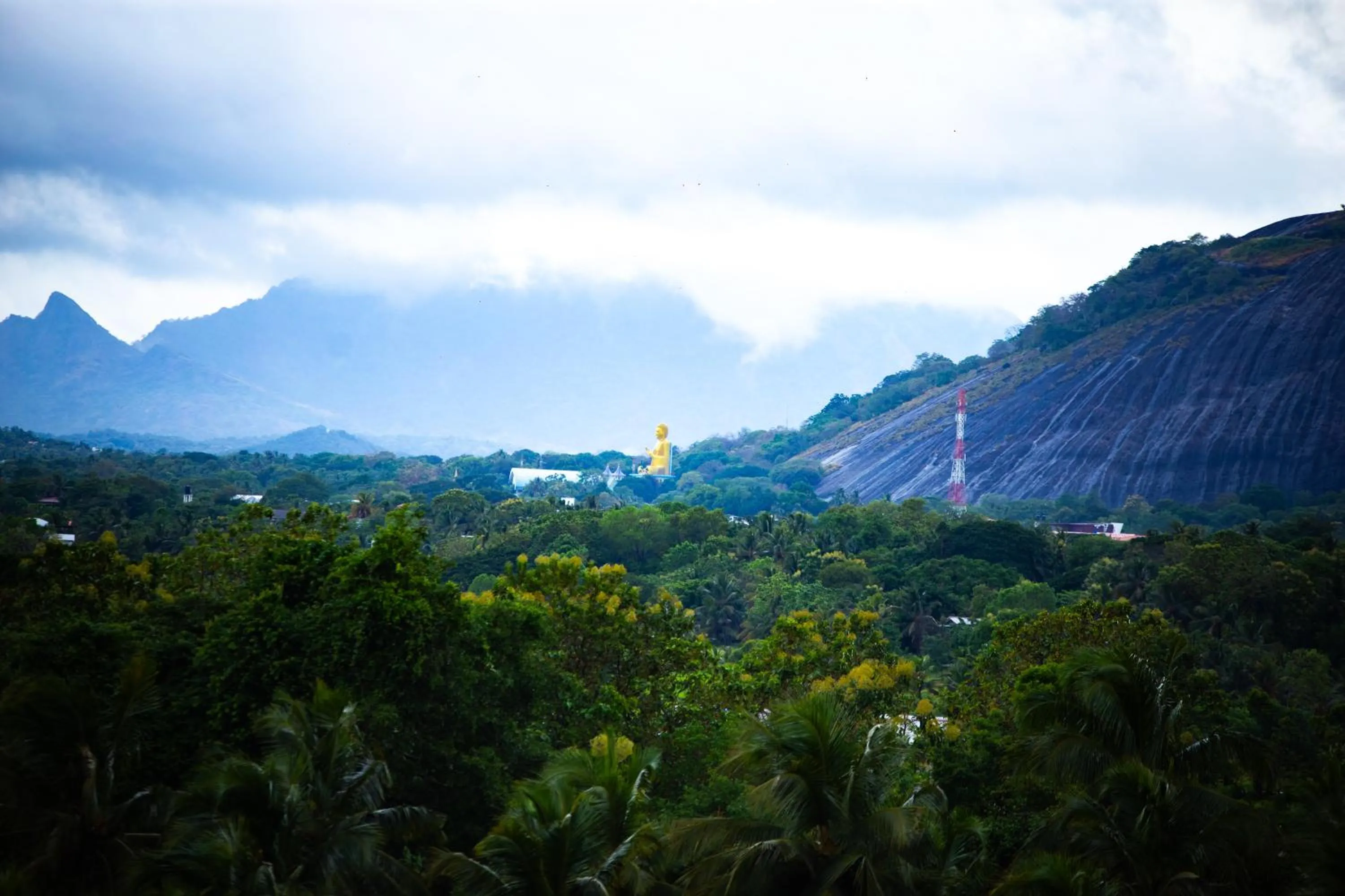 Mountain view in Hotel Silver Horse Dambulla