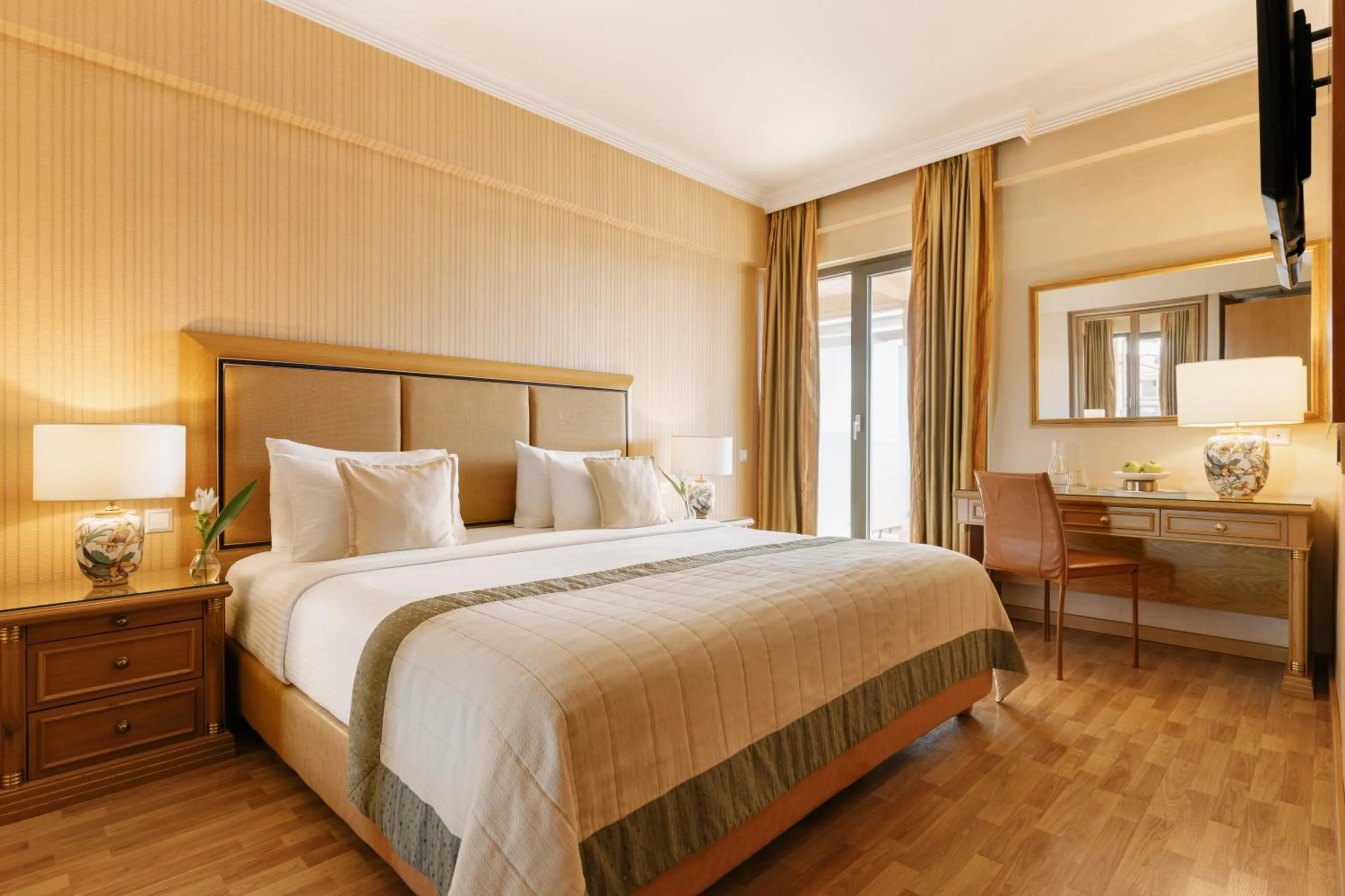 Bedroom, Bed in Divani Palace Larissa