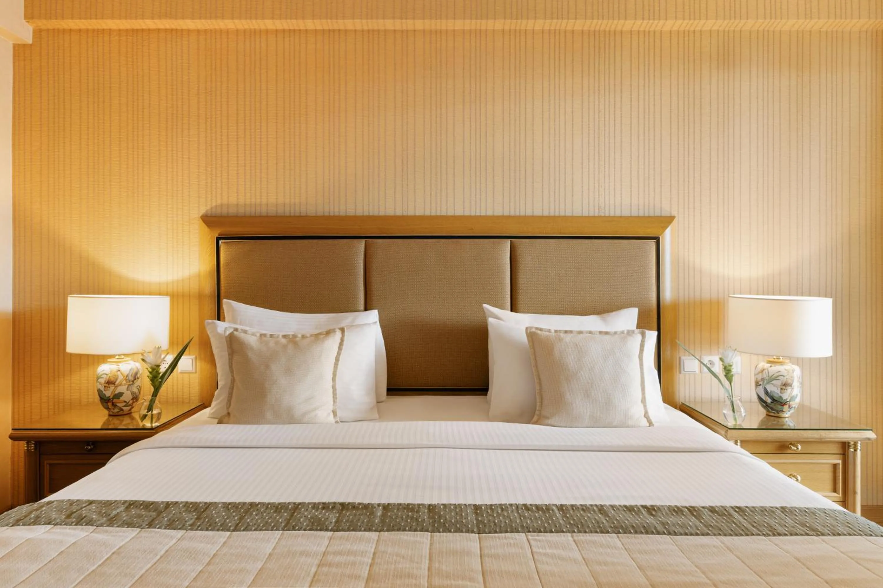 Bed in Divani Palace Larissa