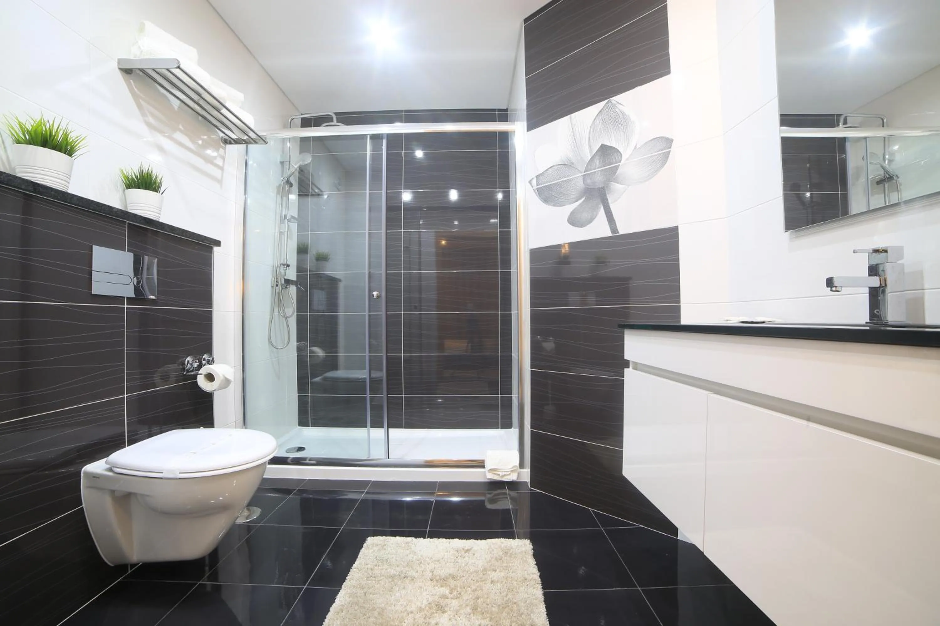 Shower in Gaivota Holidays