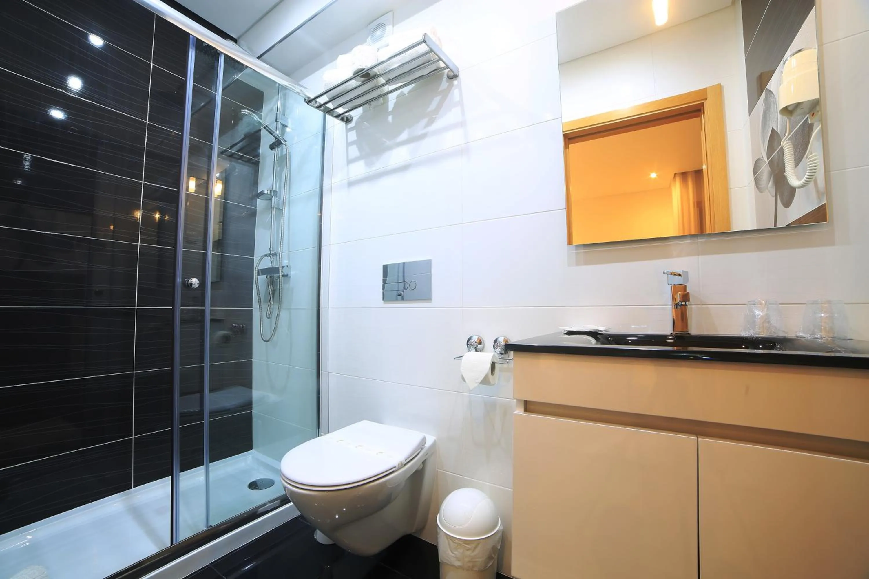 Shower in Gaivota Holidays