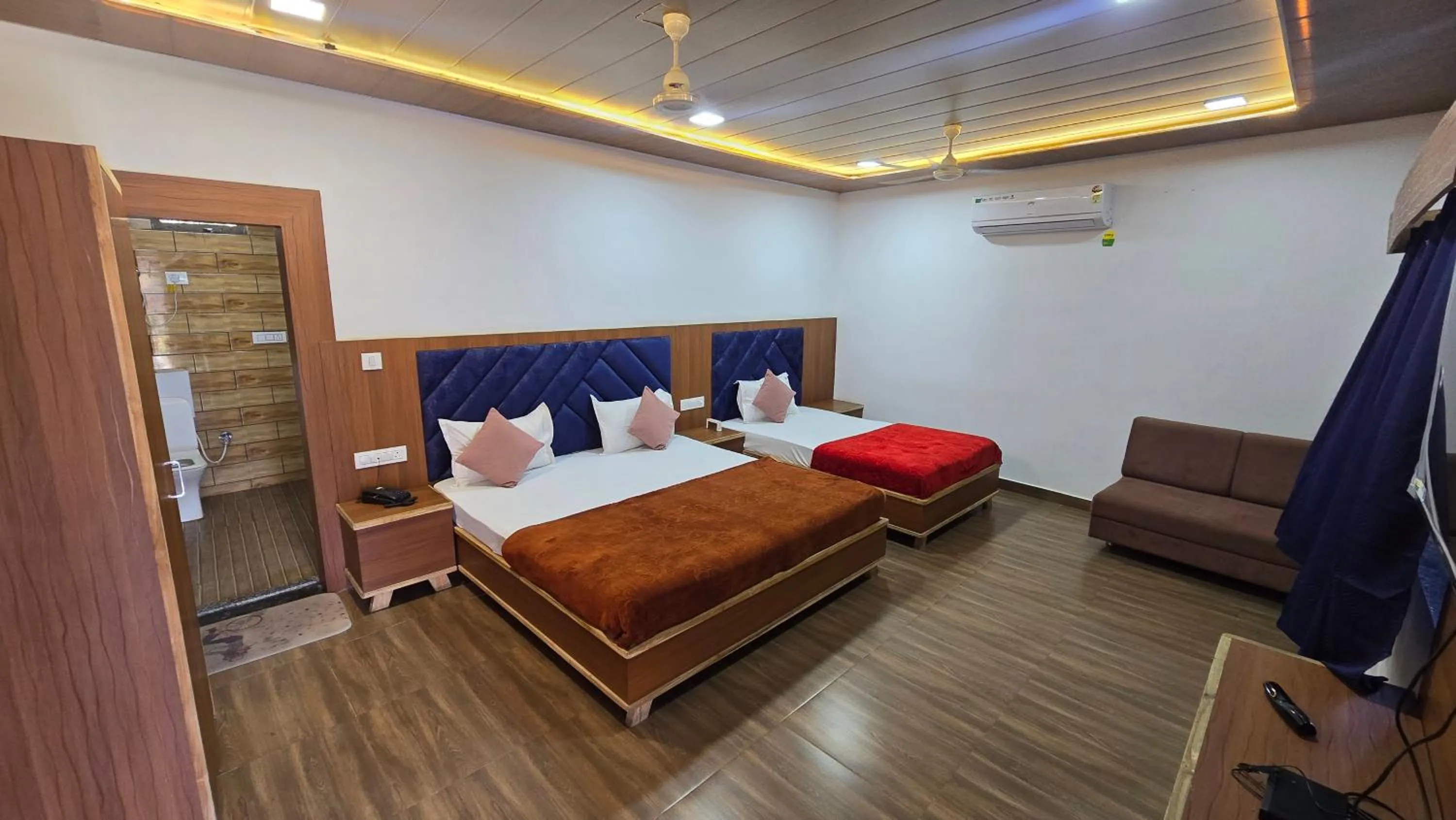 Bed in Farm Stay Mount Abu