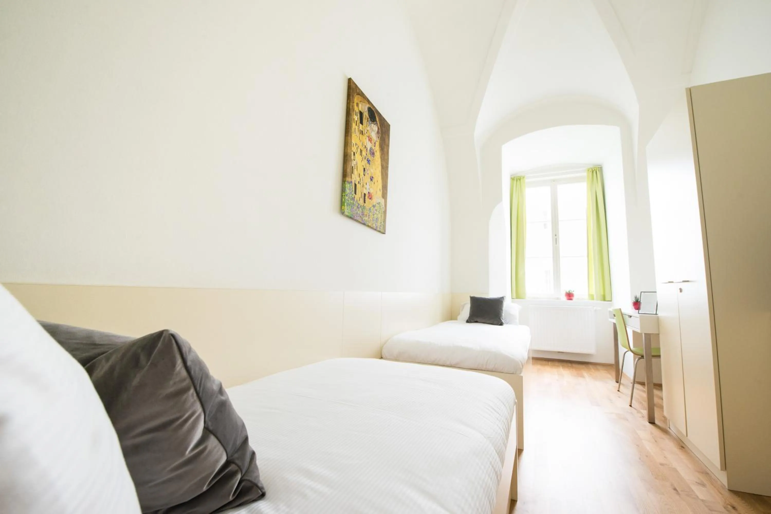 Bed in myNext - Johannesgasse Apartments