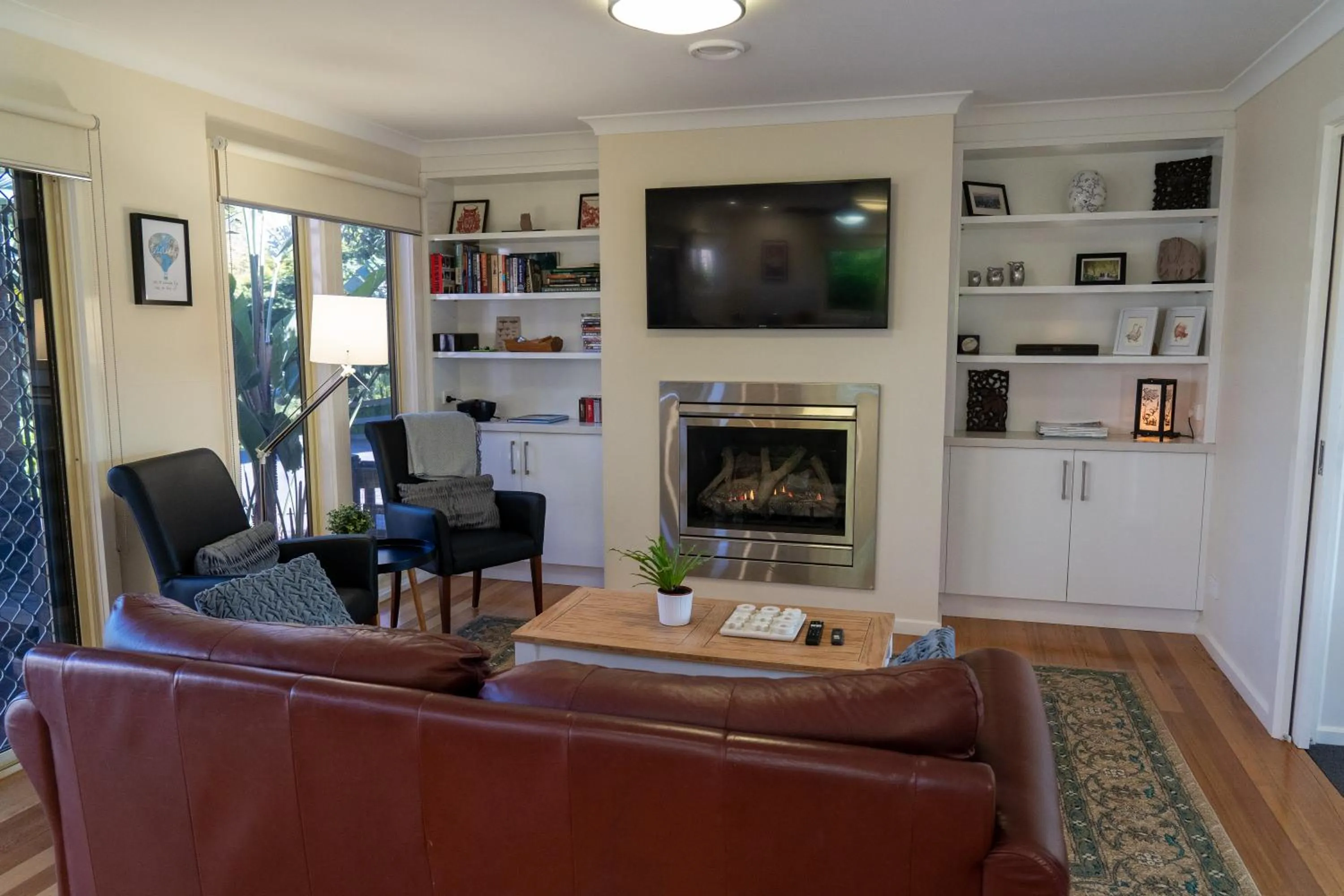 TV and multimedia in Emerald Ridge