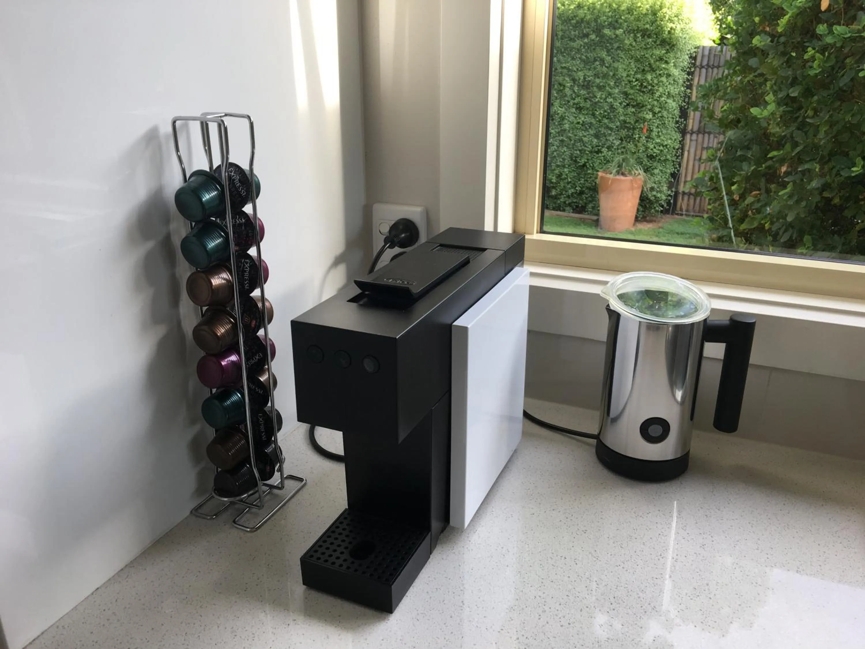 Coffee/tea facilities in Emerald Ridge