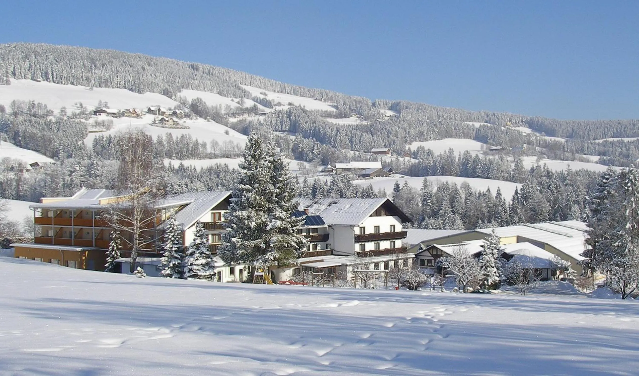 Property building in Der Trattner - Hotel Trattnerhof & Hotel Schöcklblick