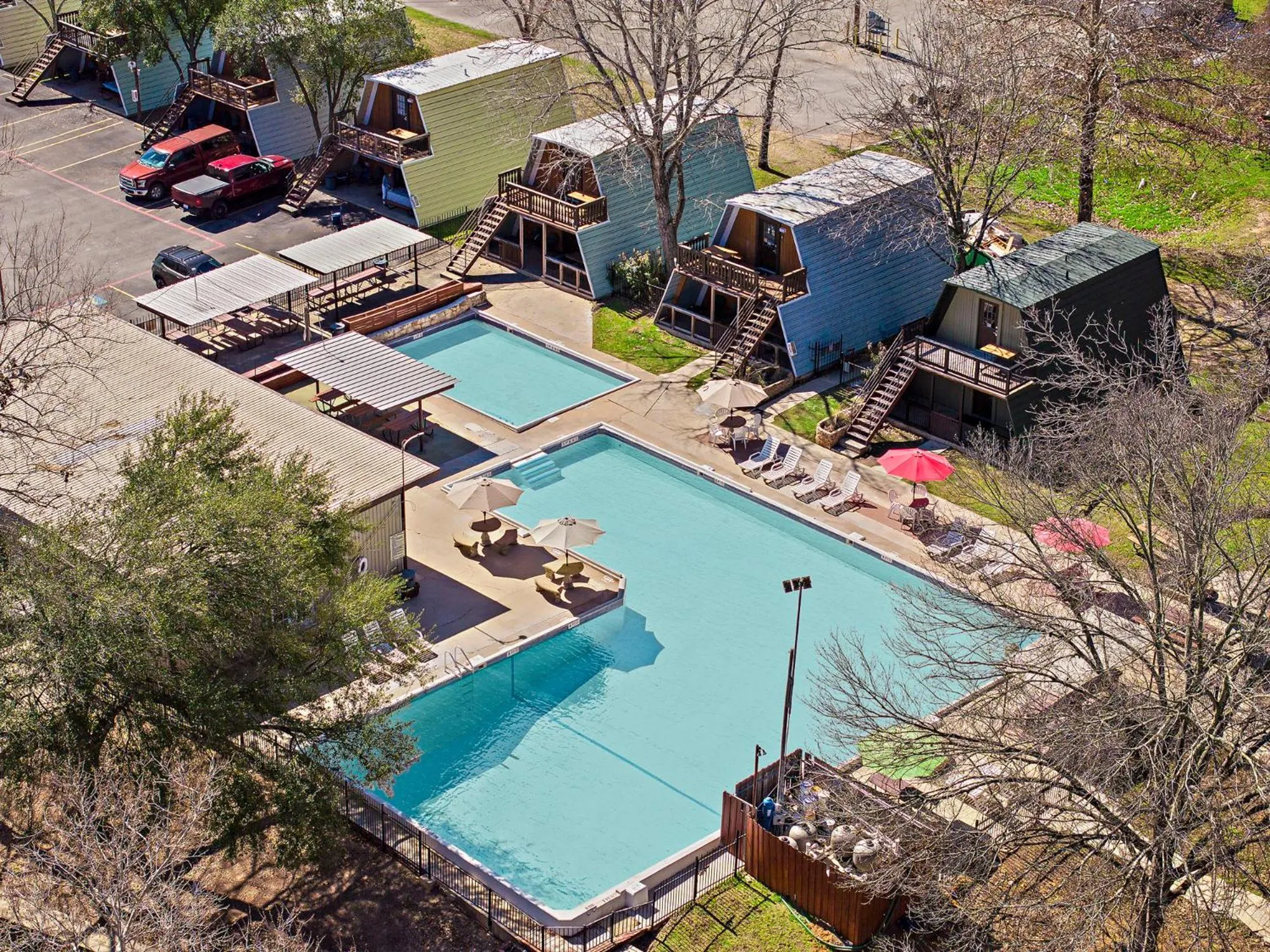Swimming pool in Heidelberg Lodges