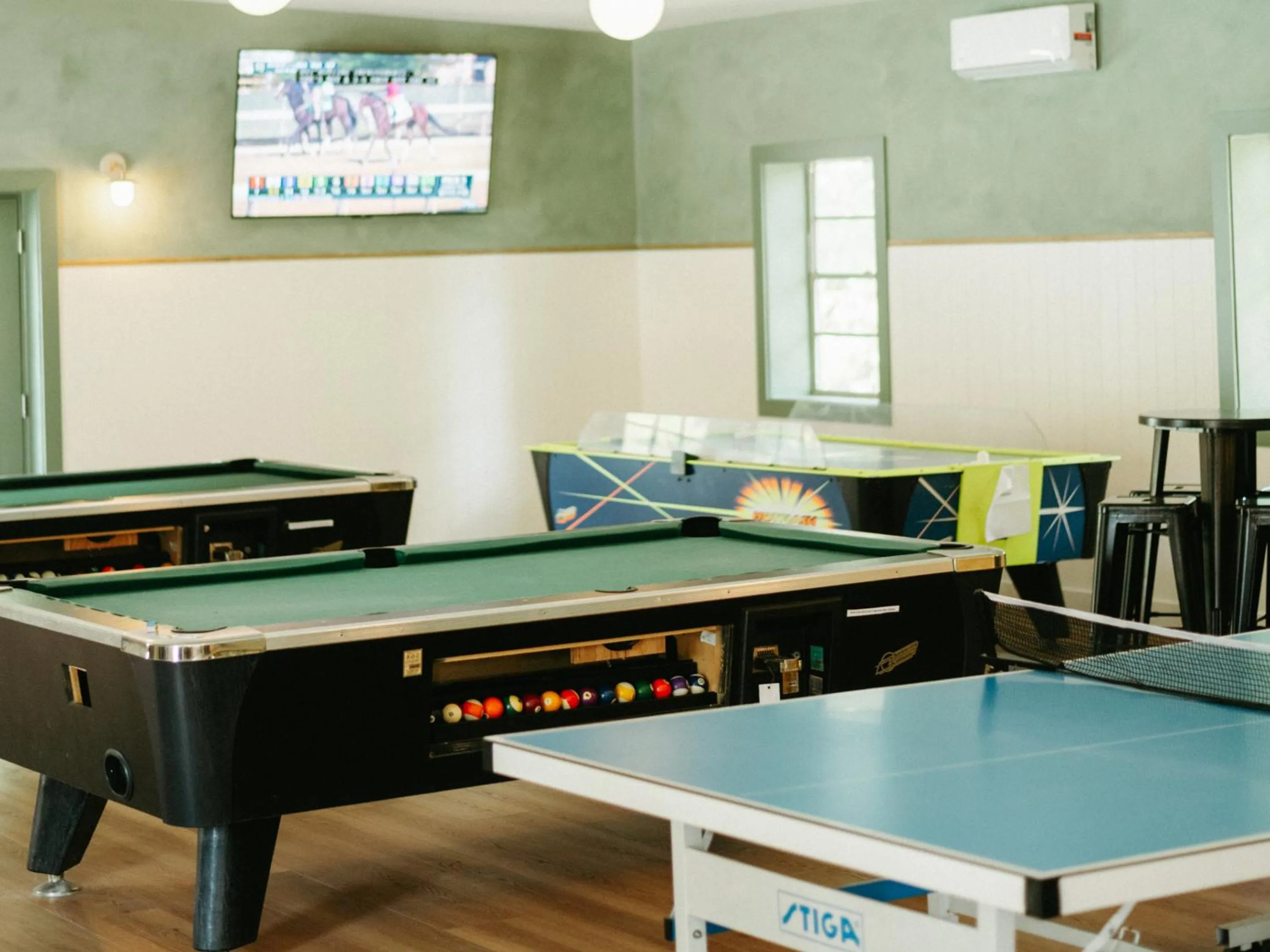 Billiard in Heidelberg Lodges