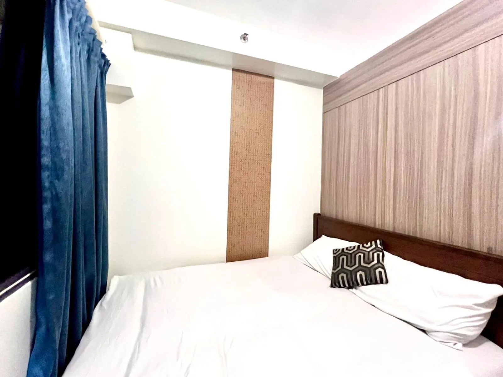 Bed in Mall Of Asia - Aseana Prime Accommodations