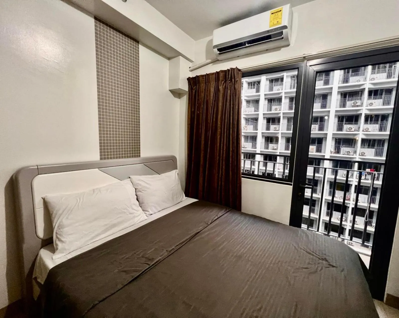 Bed in Mall Of Asia - Aseana Prime Accommodations