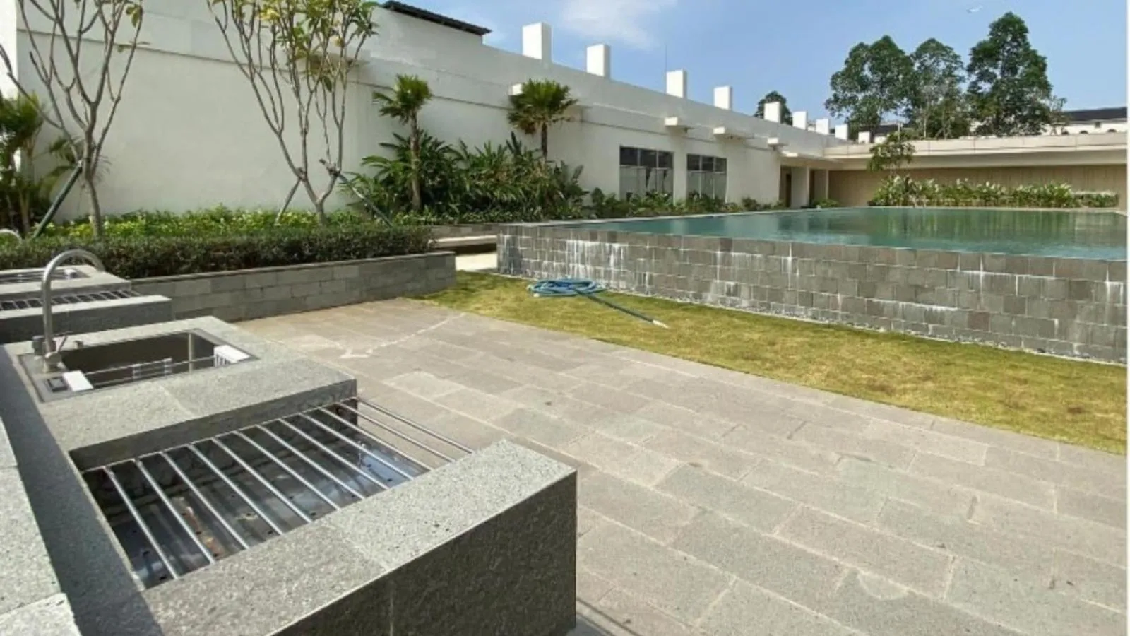 Swimming pool in Loft Privato, Jakarta