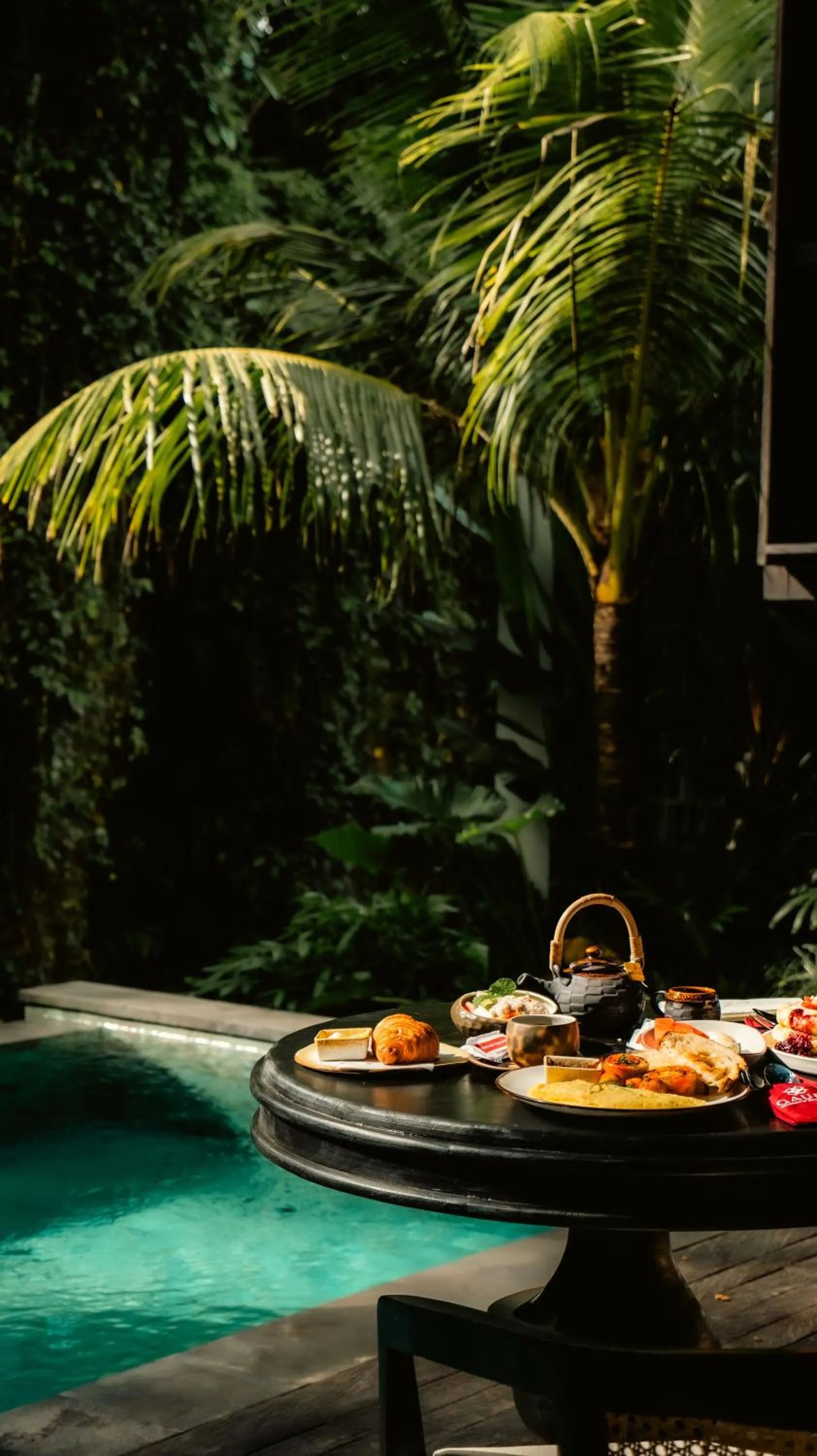 Food and drinks in Adiwana Unagi Riverfront