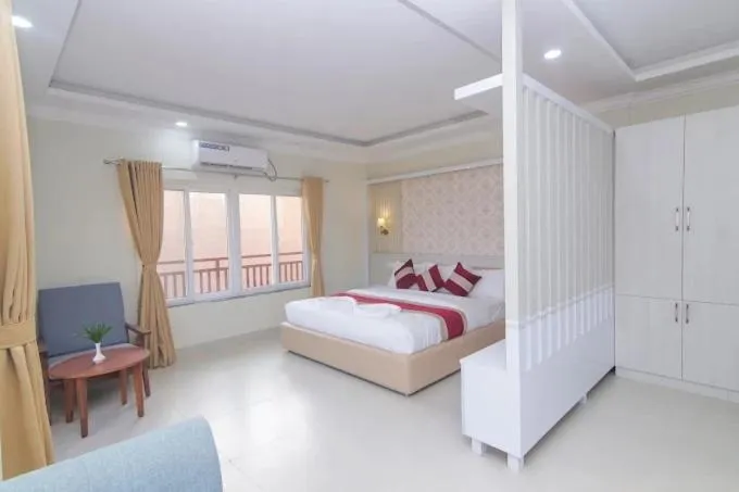 Bed in Hotel Yatra Sauraha Pvt Ltd