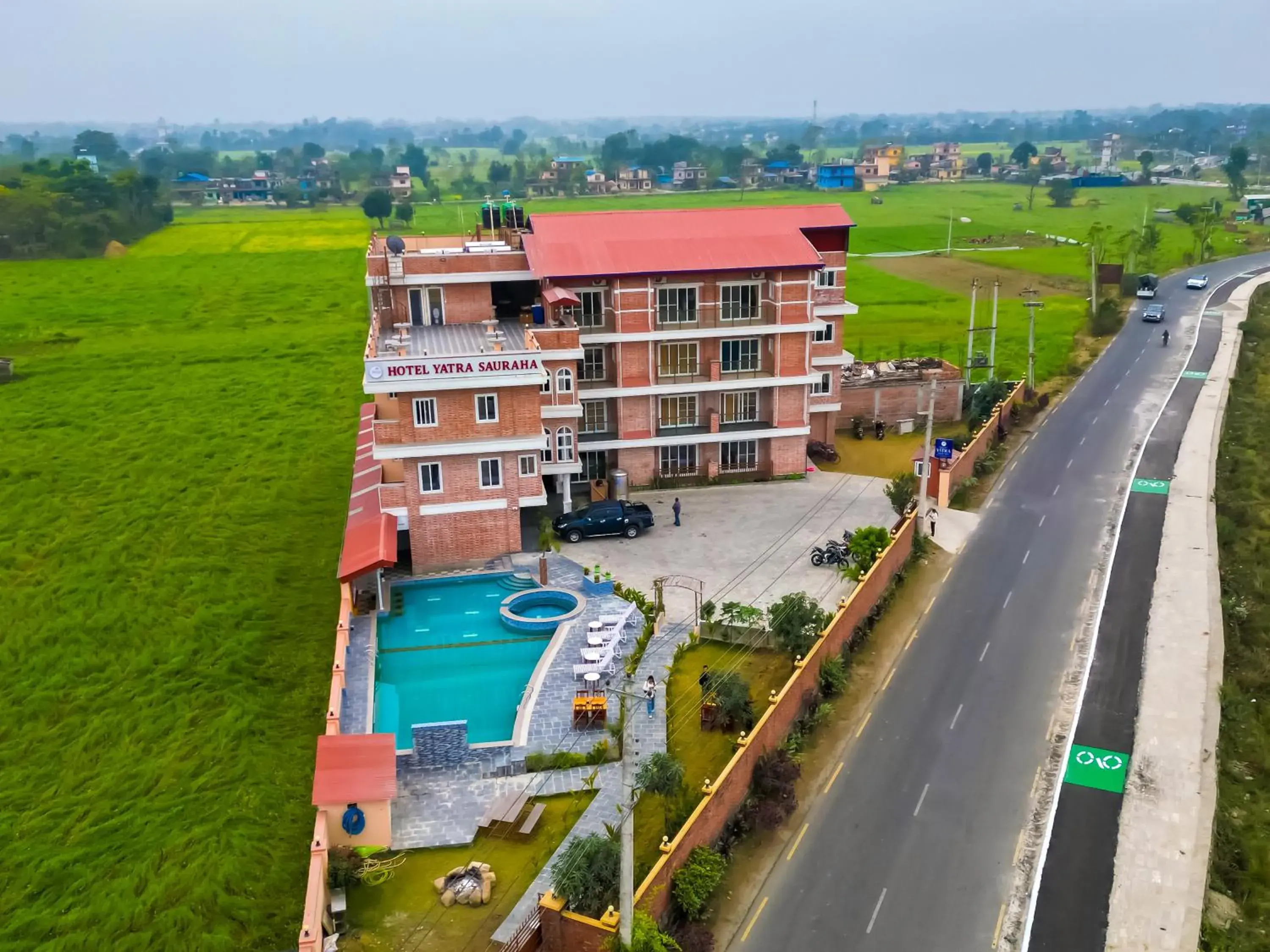 Hotel Yatra Sauraha Pvt Ltd Hotel Yatra Sauraha Pvt Ltd