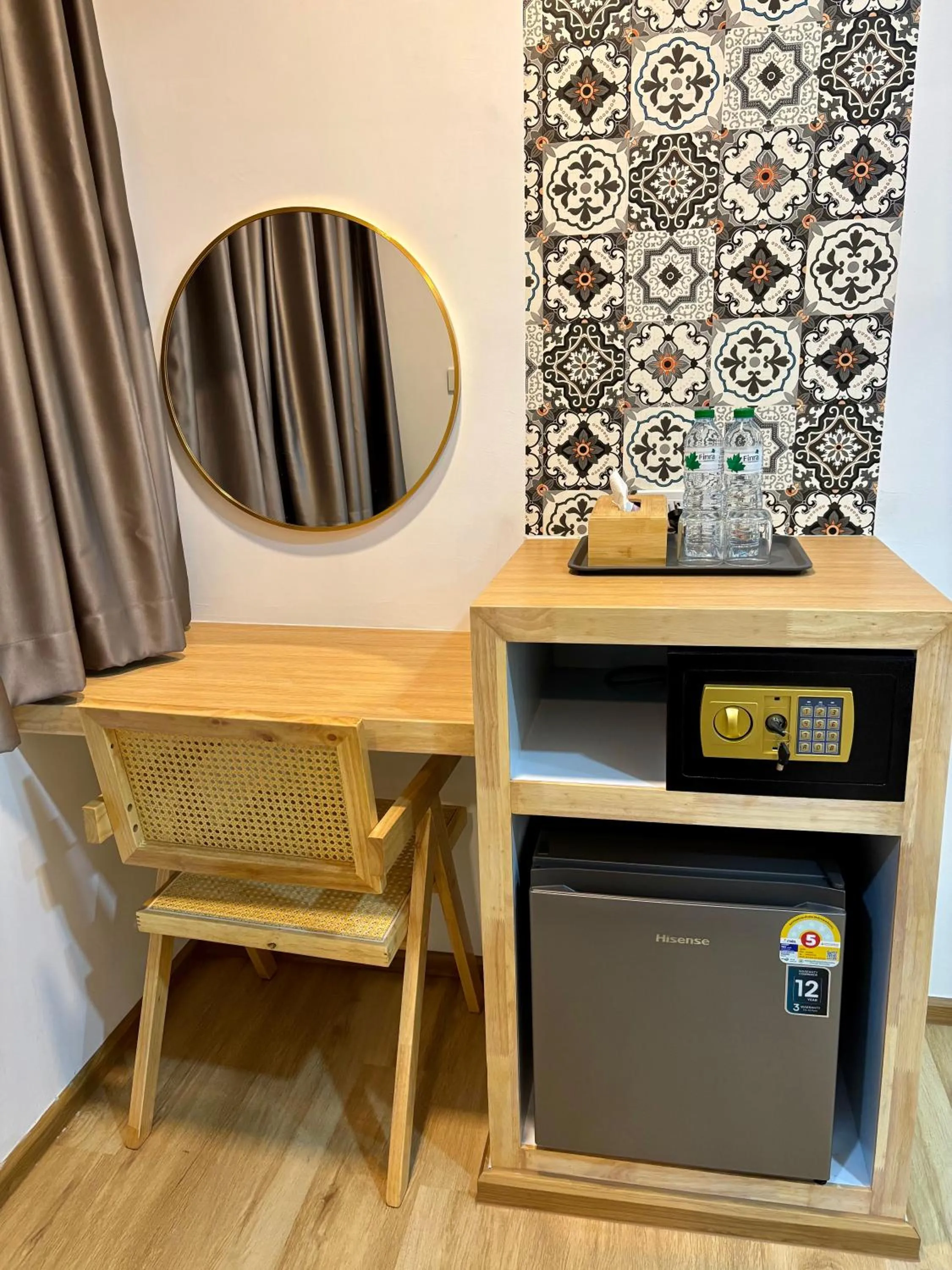 Seating area in Charm Hostel at Pratumnak