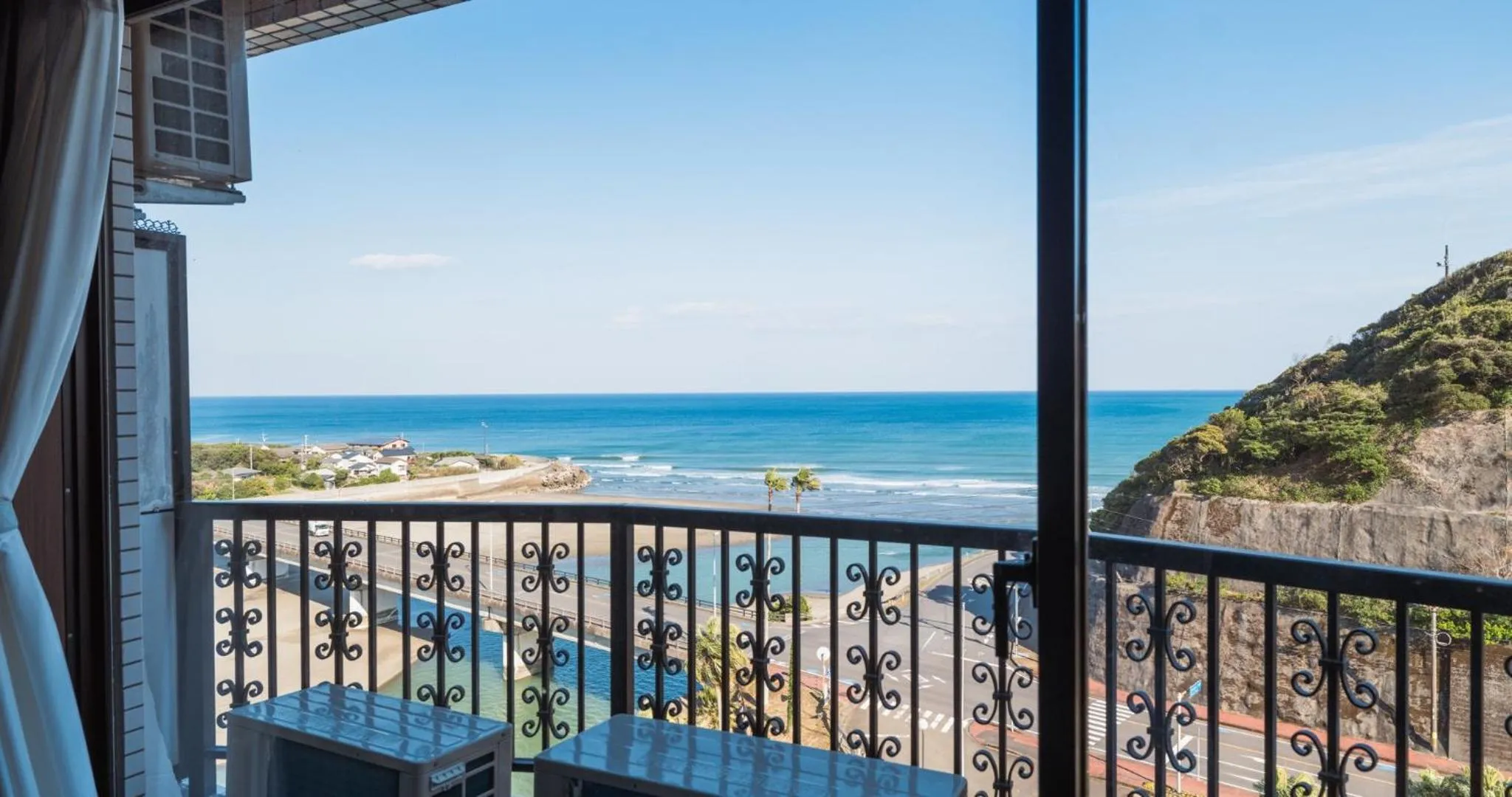 Sea view in Hotel SEASONS NICHINAN
