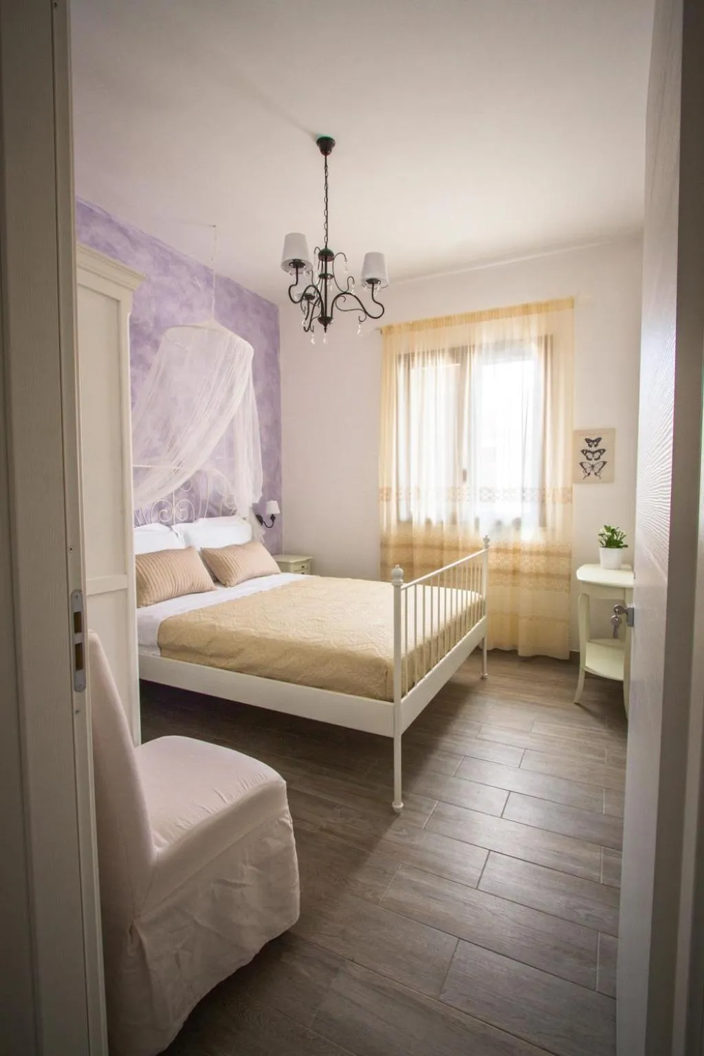 Bedroom, Bed in Venustas