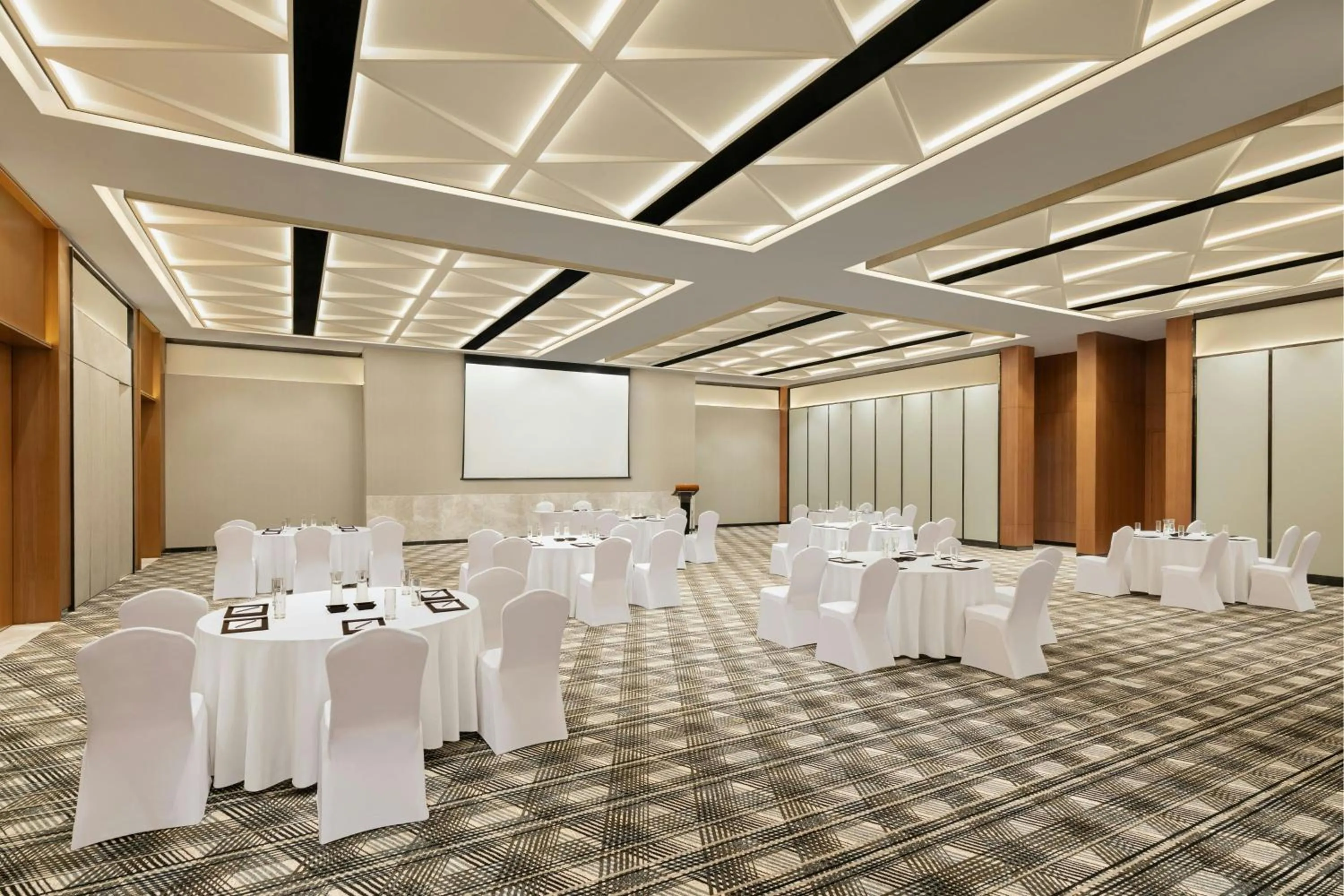 Meeting/conference room in Courtyard by Marriott Ranchi