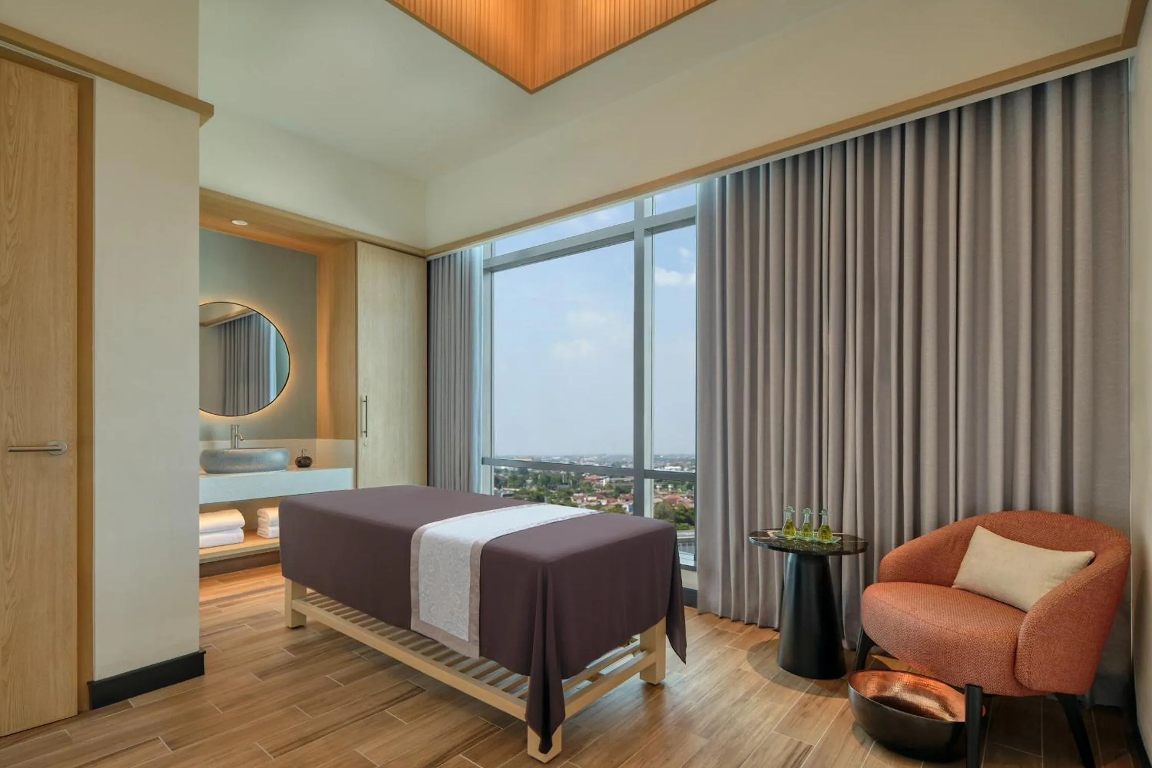 Spa and wellness centre/facilities, Bed in Fairfield by Marriott Bekasi