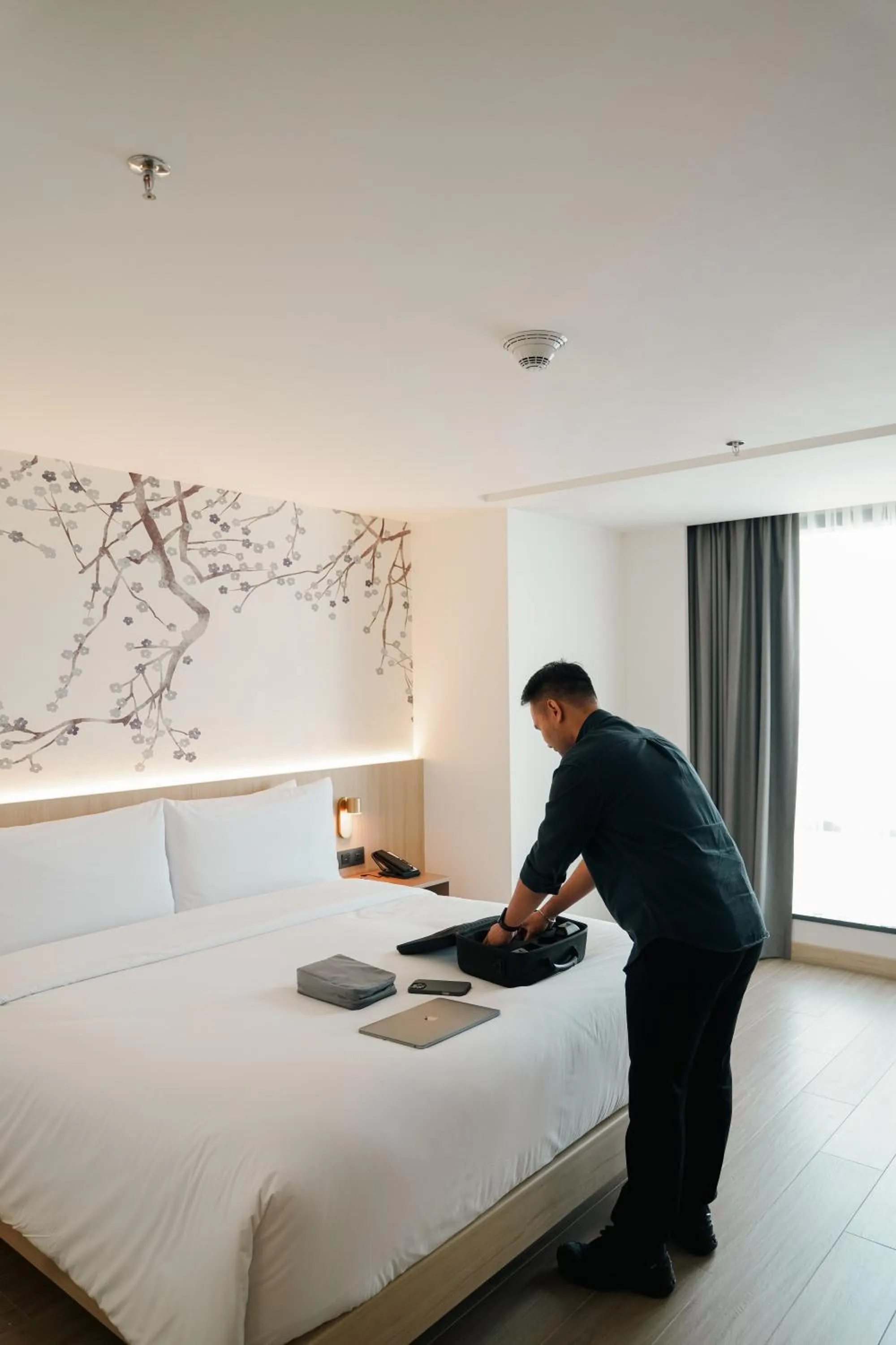 People, Bed in Fairfield by Marriott Bekasi