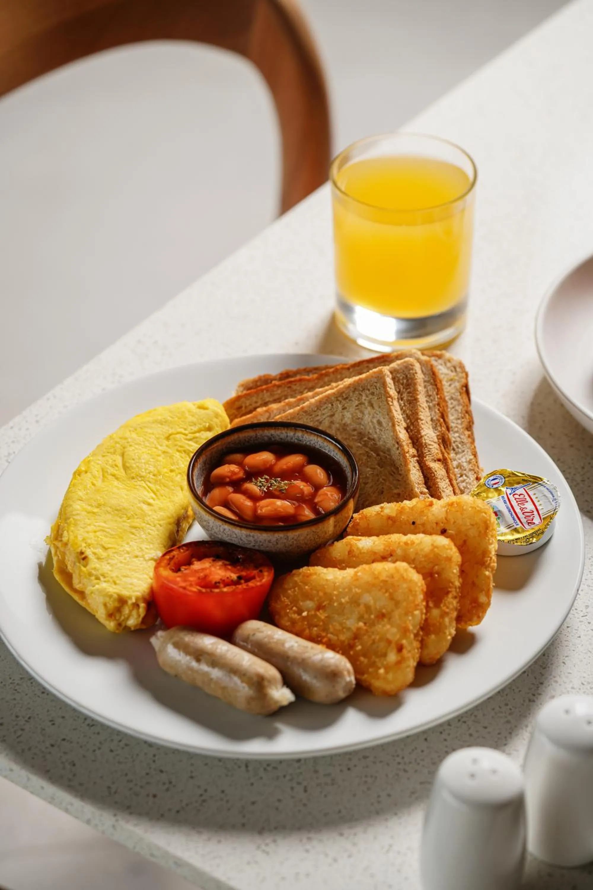 Breakfast in Fairfield by Marriott Bekasi