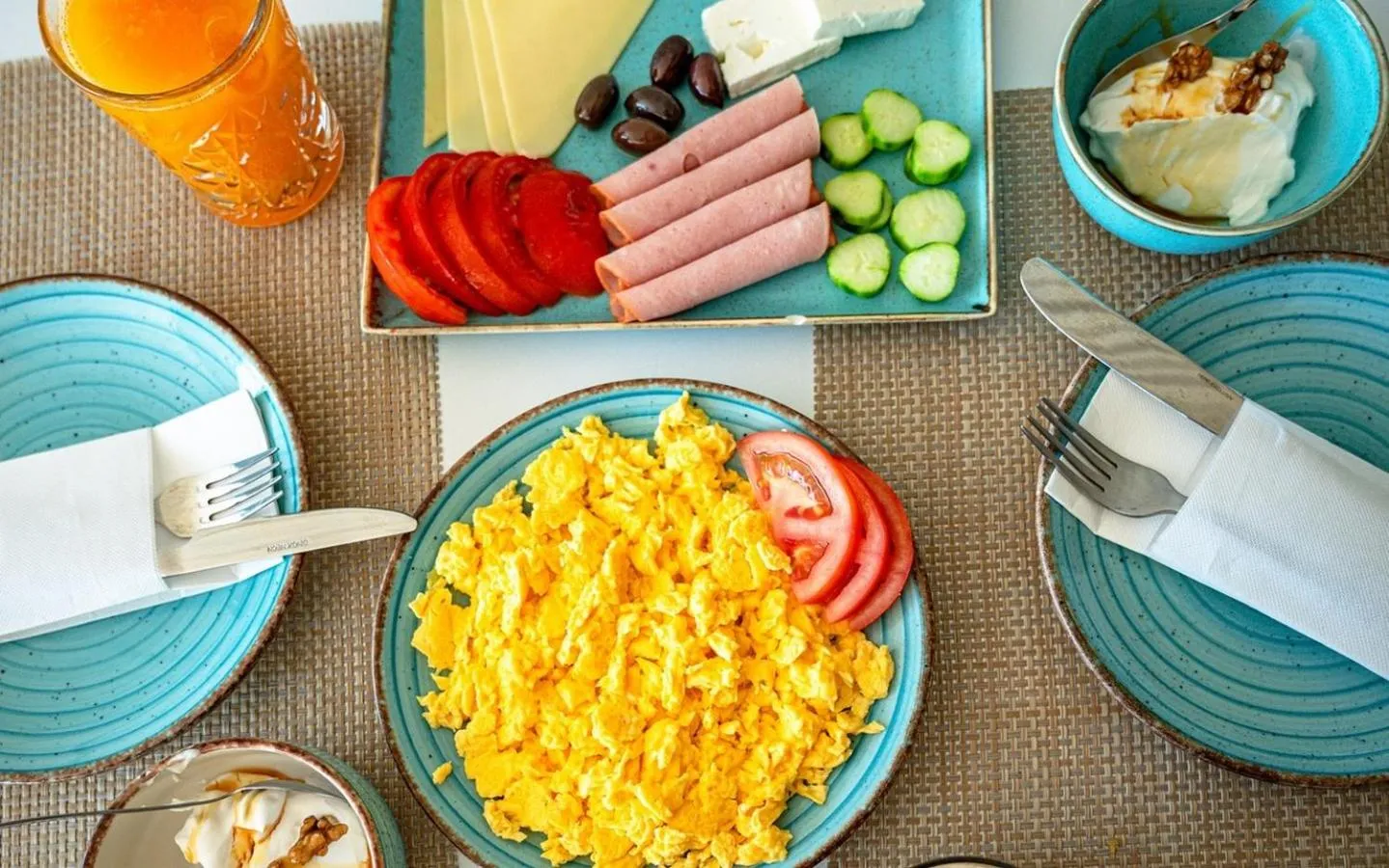 Breakfast in Alpha Luxury Suites