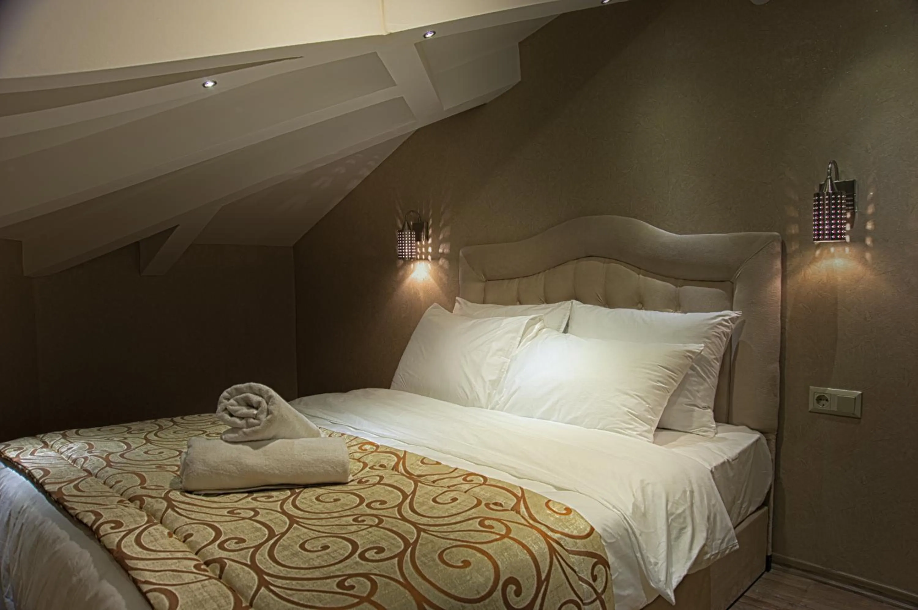 Balcony/Terrace, Bed in Best Fulya Suites