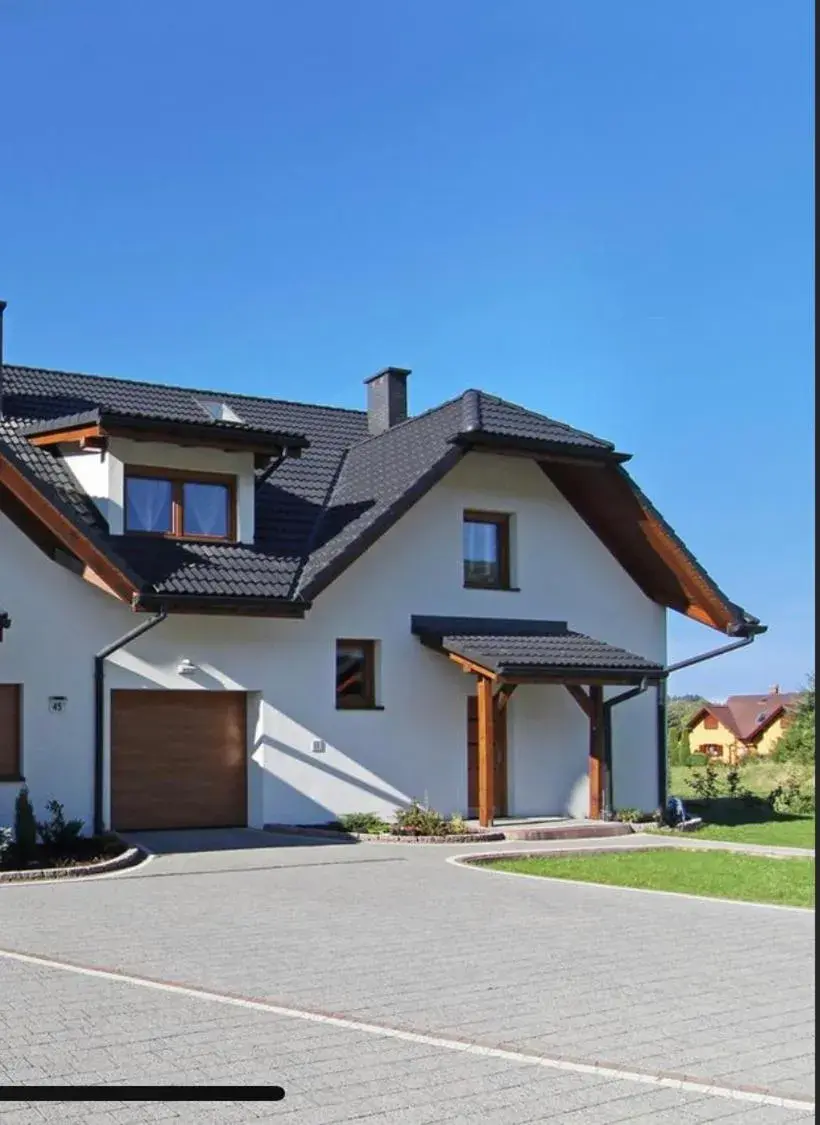 Dom Nad Brennica Pokoje i Apartamenty Dom Nad Brennica Pokoje i Apartamenty