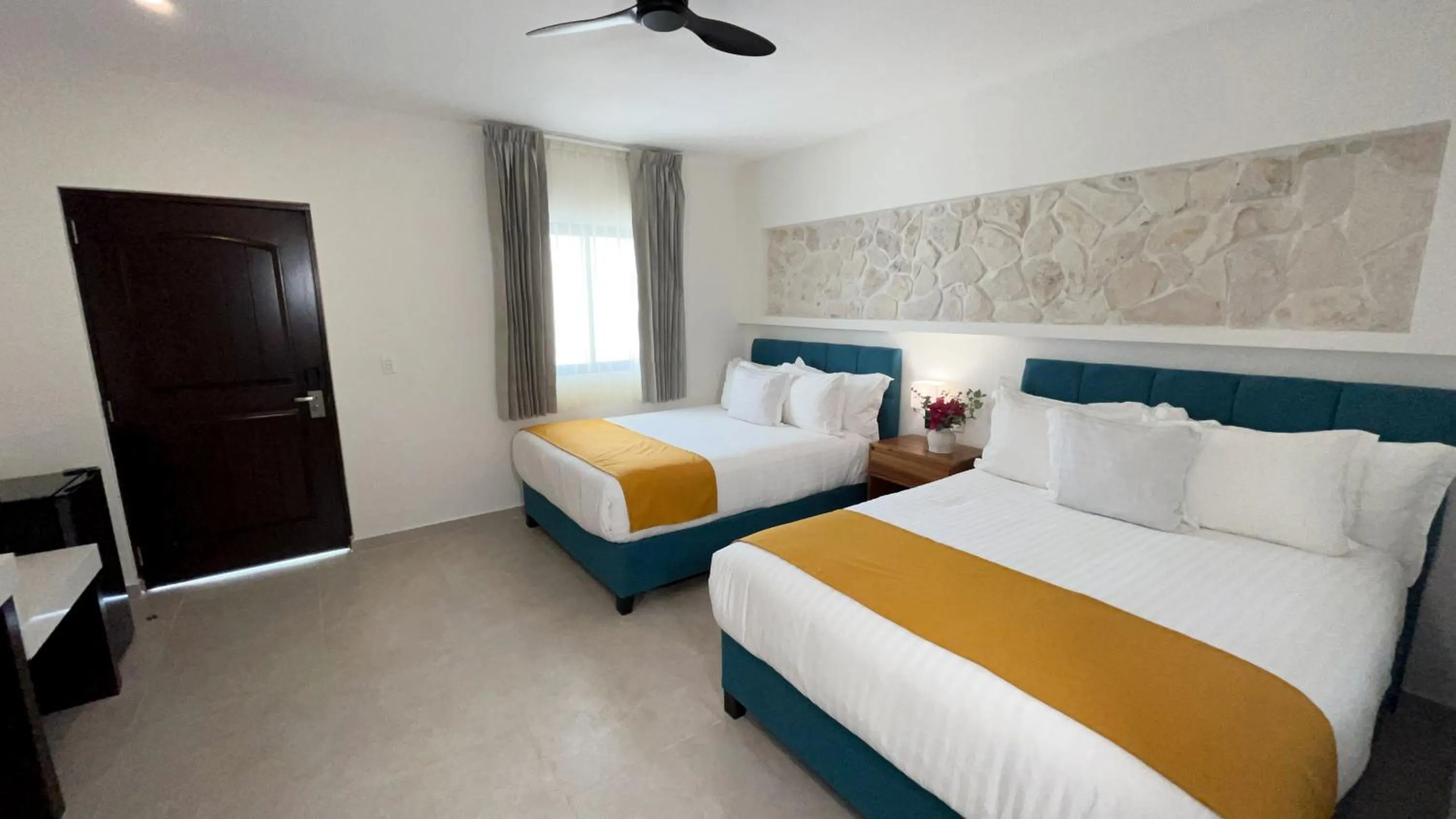 Bed in Hotel Loreto Palmar